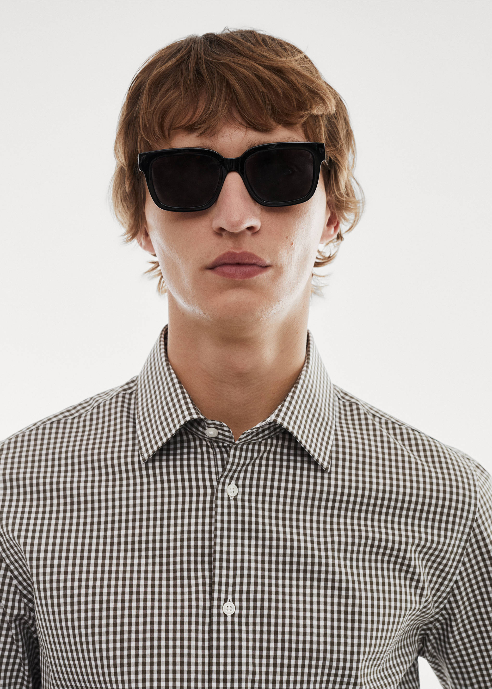 Micro-stretch fabric shirt - Details of the article 2, Khaki. Ref: 67030633-00.