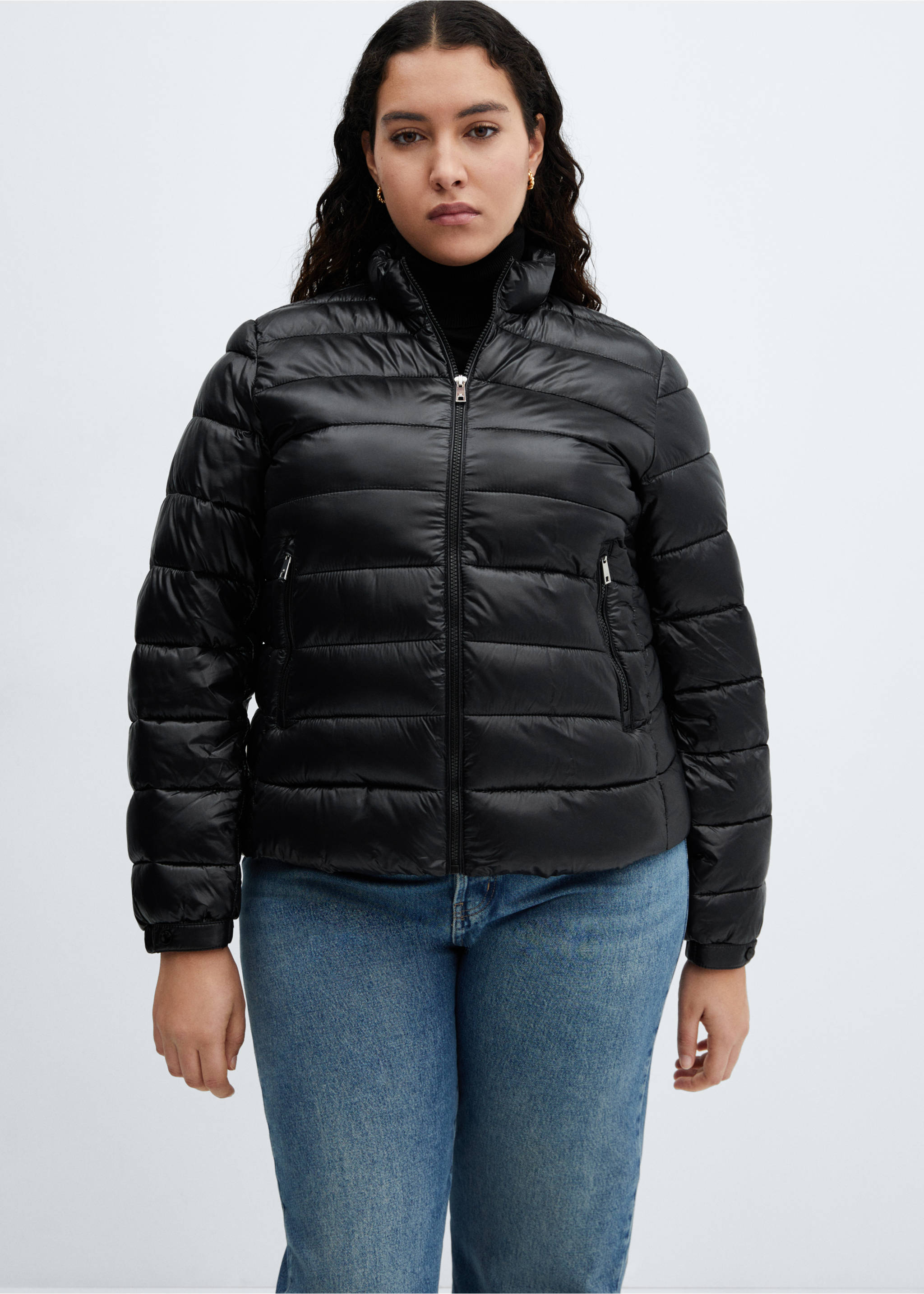 Pocket quilted jacket - Details of the article 5, Black. Ref: 67030642-00.