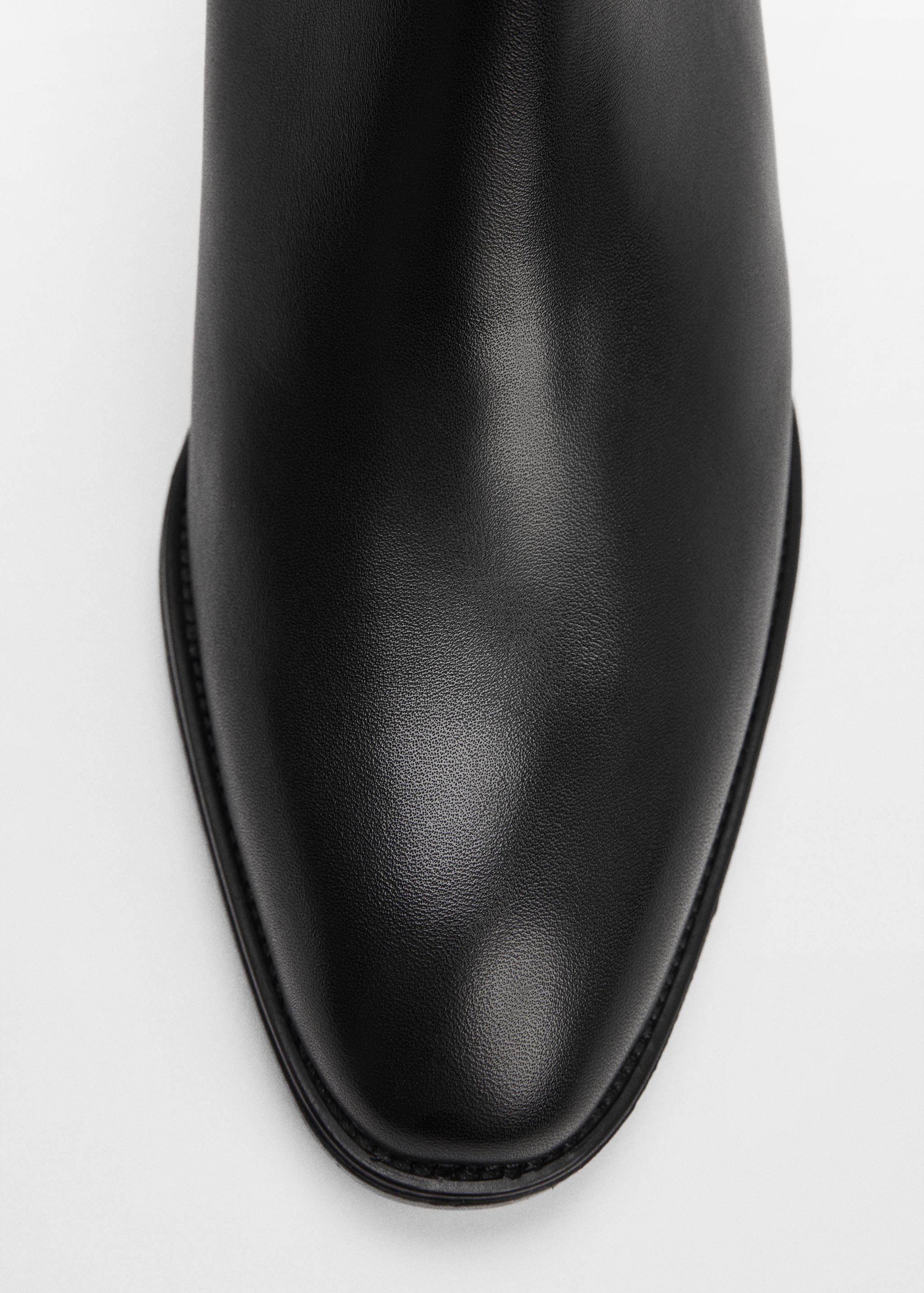 Leather heeled boots - Details of the article 2