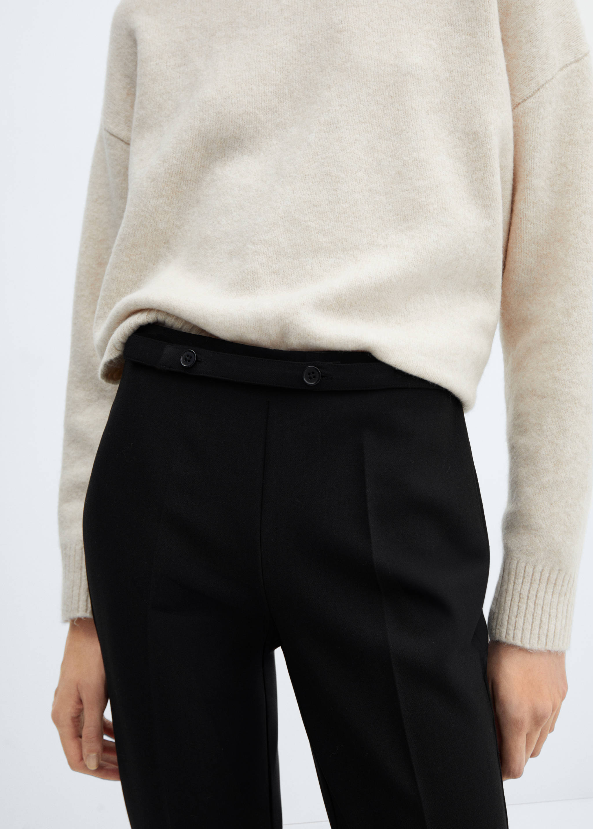 Gerade Hose mit Gürtel - Detail des Artikels 6