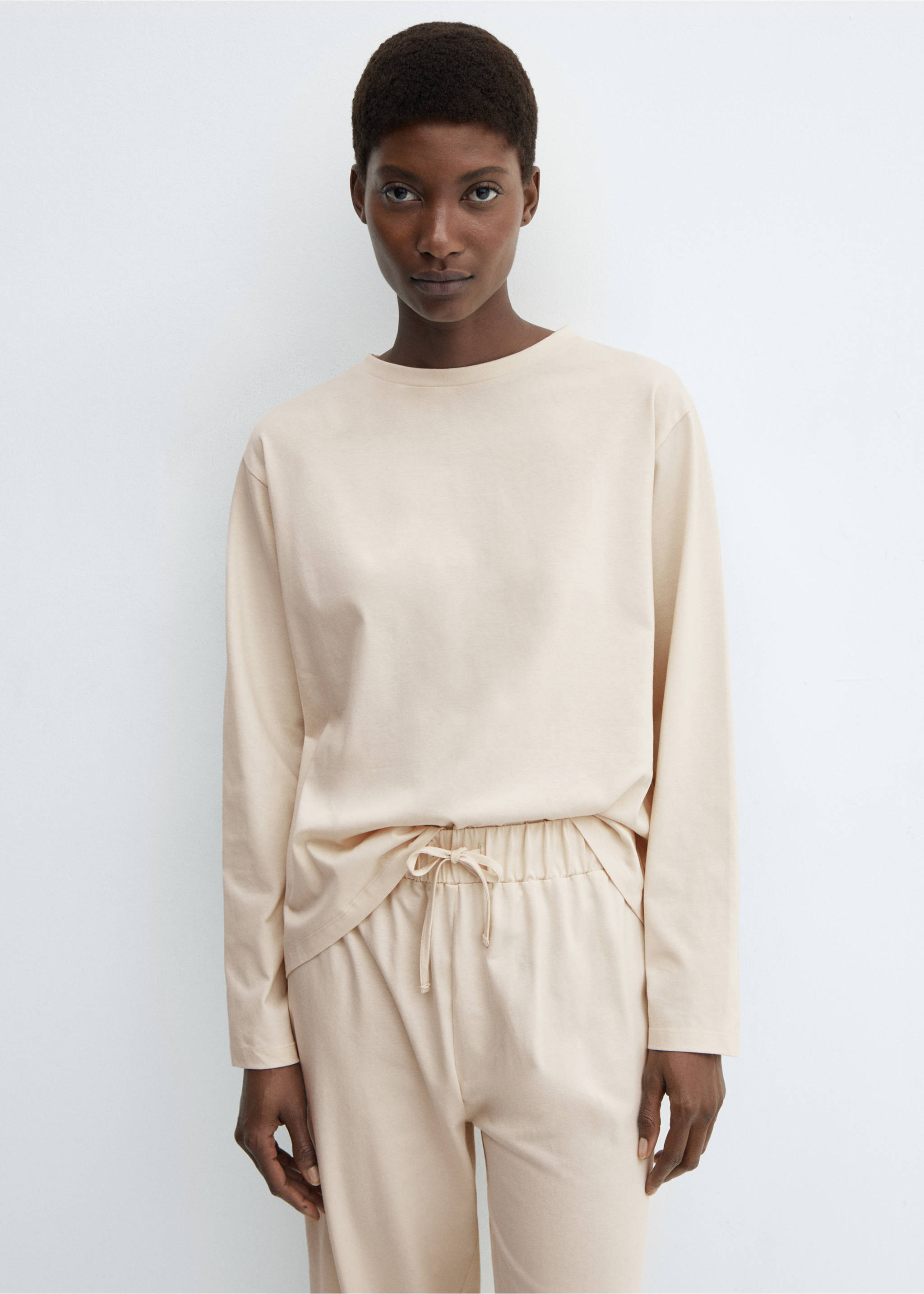 Two-piece flannel pyjamas - Medium plane, Sand. Ref: 67032539-00.