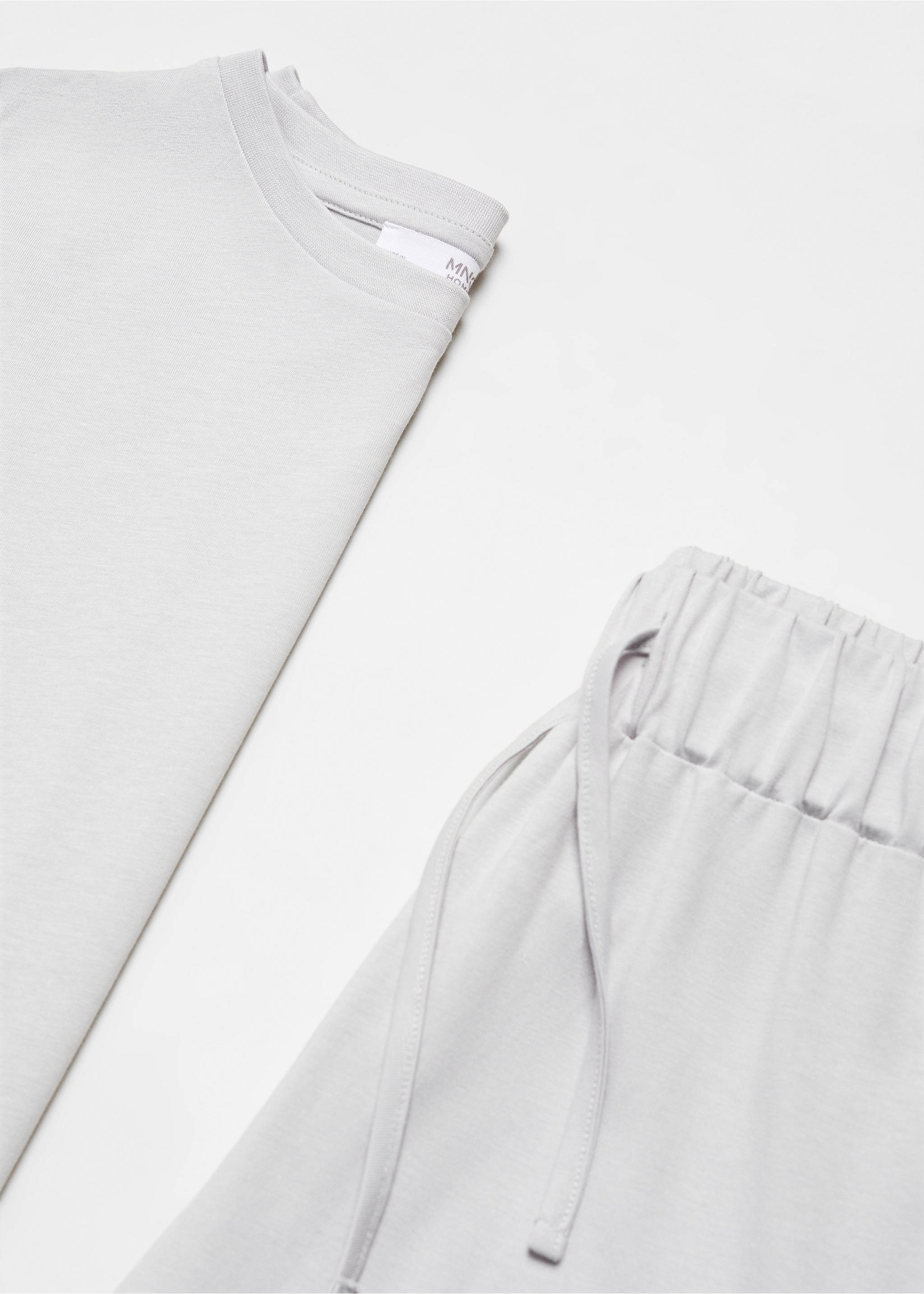 Two-piece flannel pyjamas - Details of the article 8, Light Heather Grey. Ref: 67032539-00.