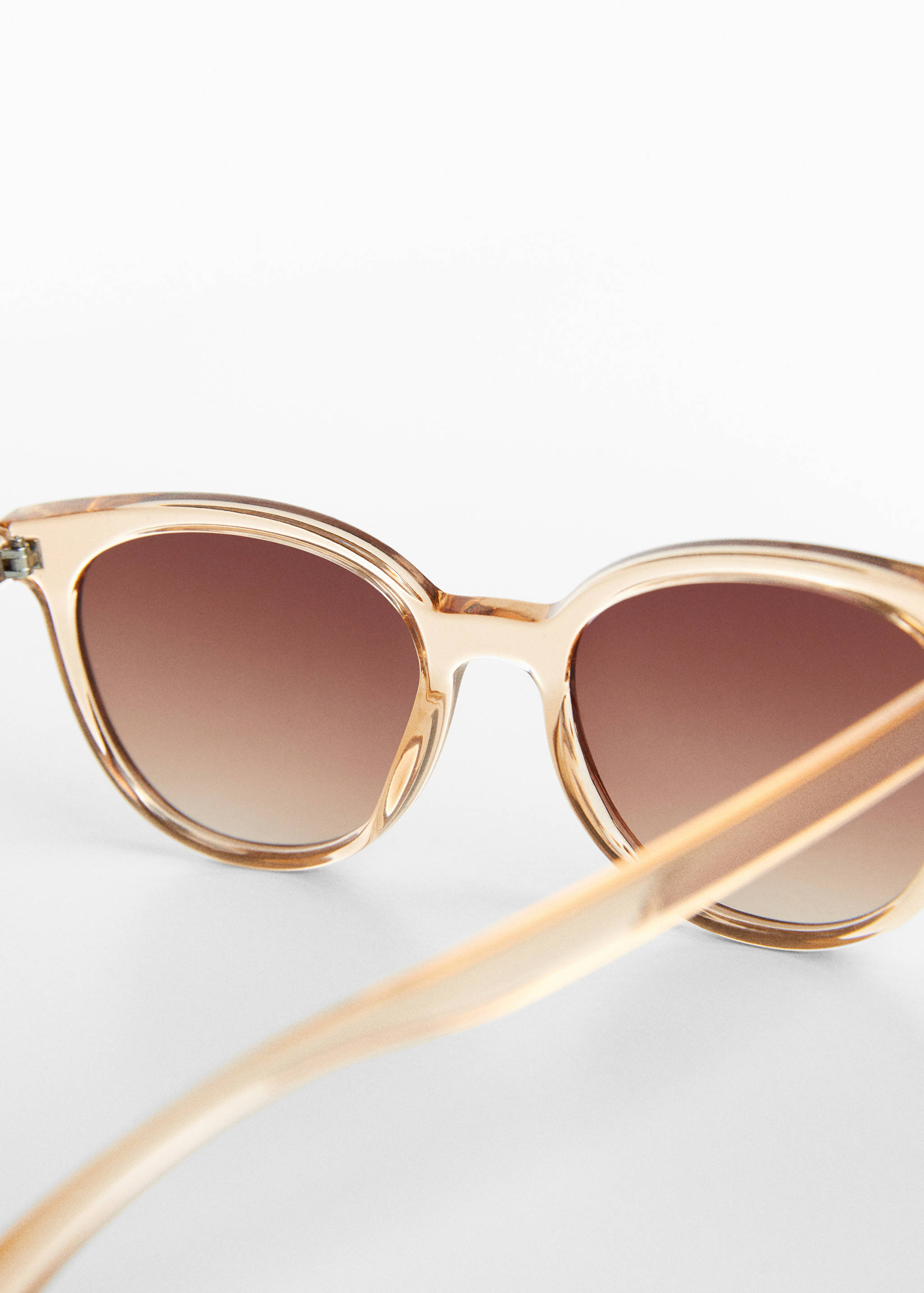 Resin frame sunglasses - Details of the article 1