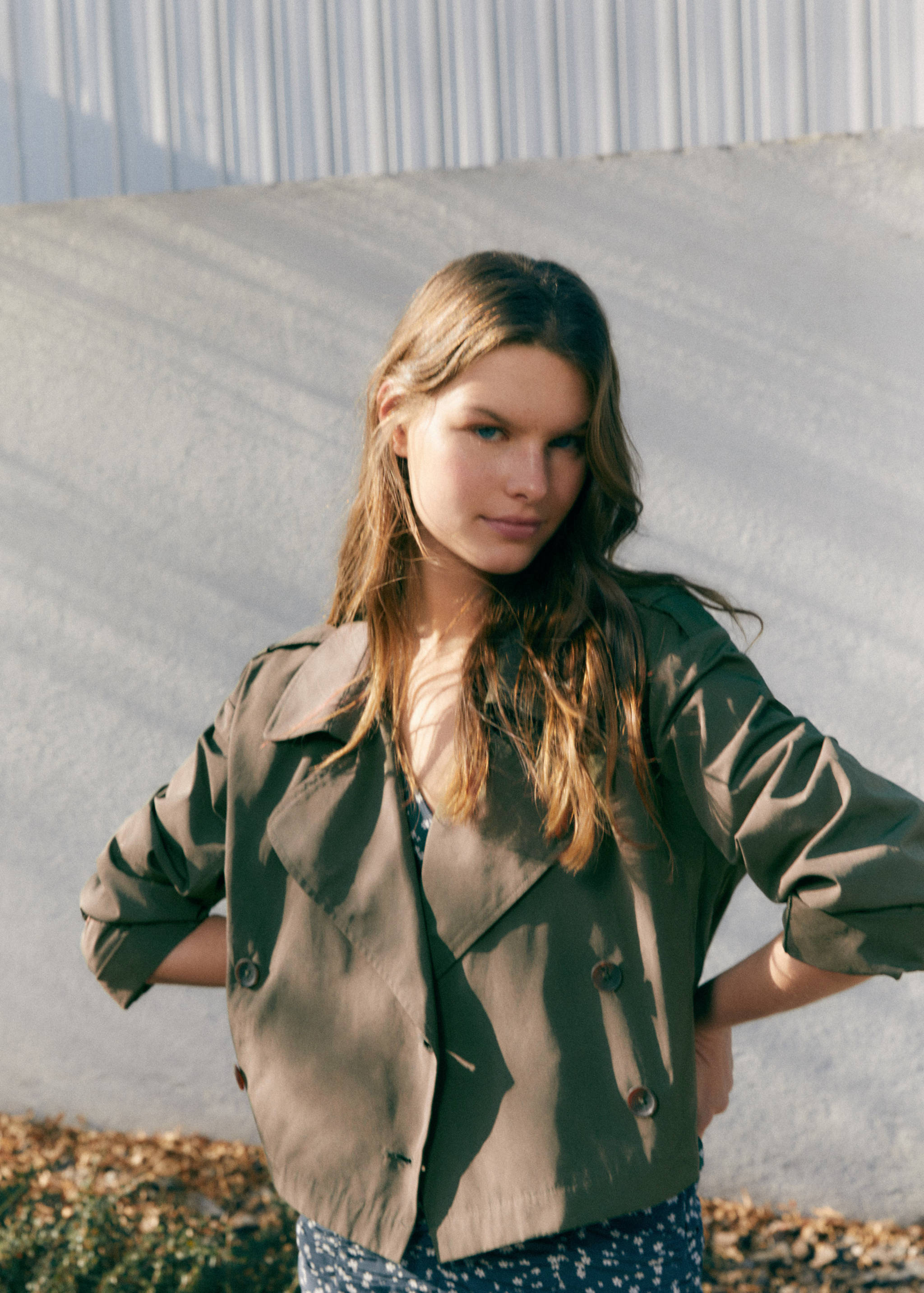 Kurzer Trenchcoat - Detail des Artikels 5