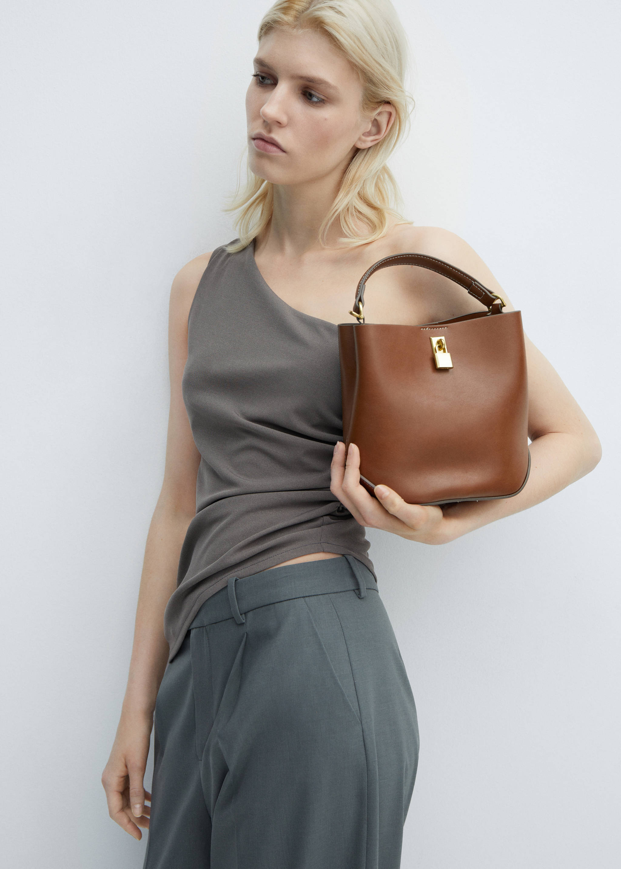 Mini-shopper with rear padlock - Details of the article 9