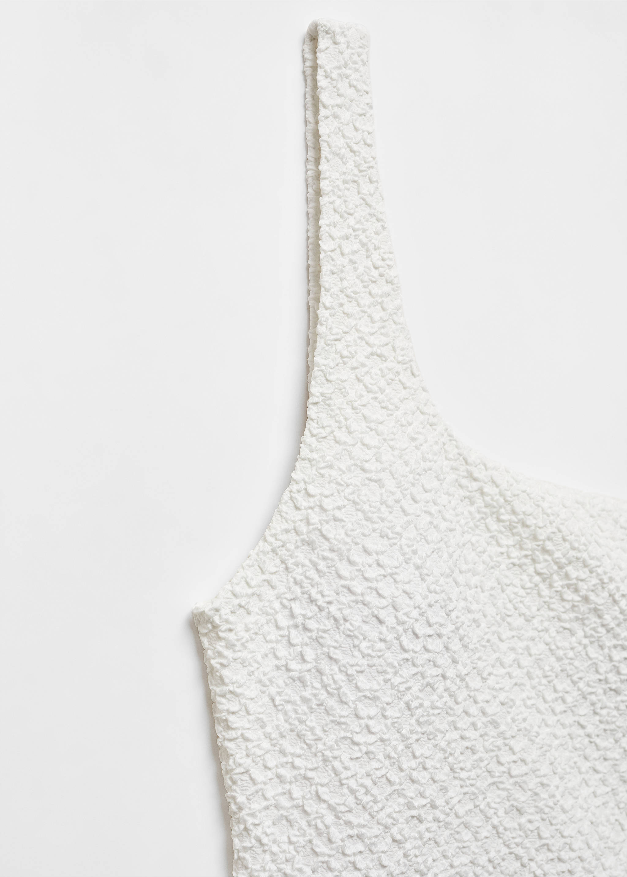 Asymmetrical textured swimsuit - Details of the article 8, White. Ref: 67034016-00.