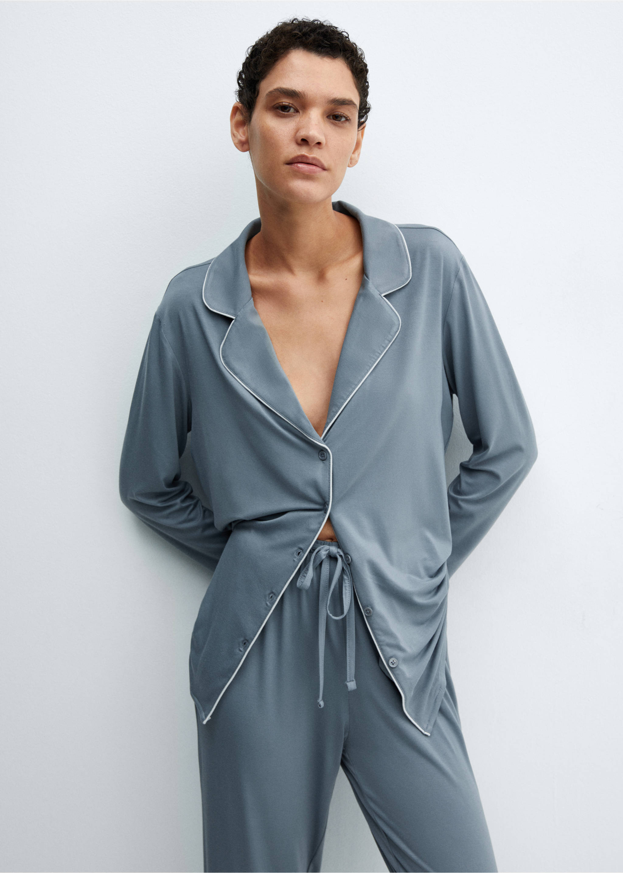 Pyjamahose mit Borte - Detail des Artikels 1, Tintenblau. Ref: 67034020-00.