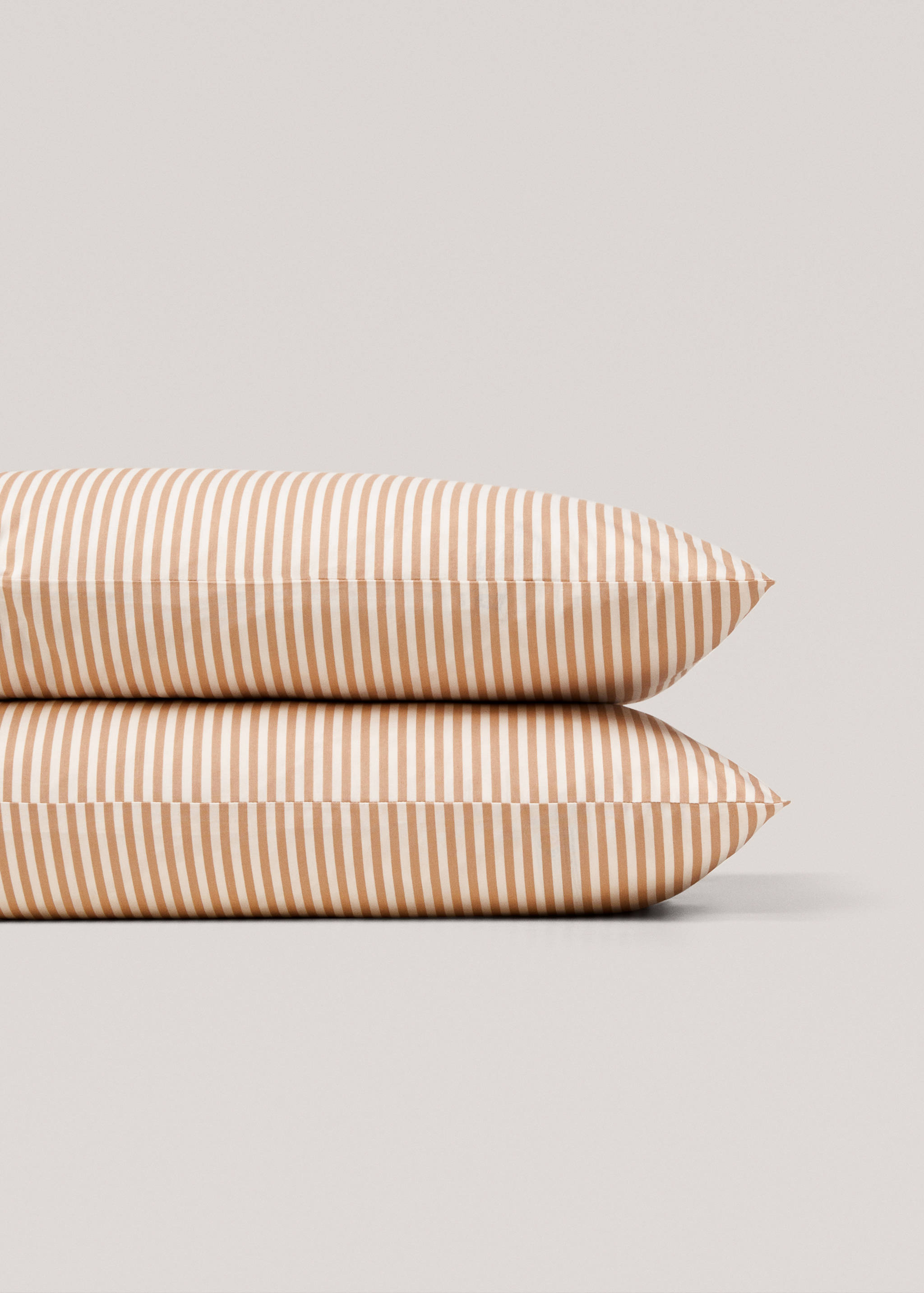 Povlak na polštář s proužky bavlna 50 x 75 cm - Detail zboží 1