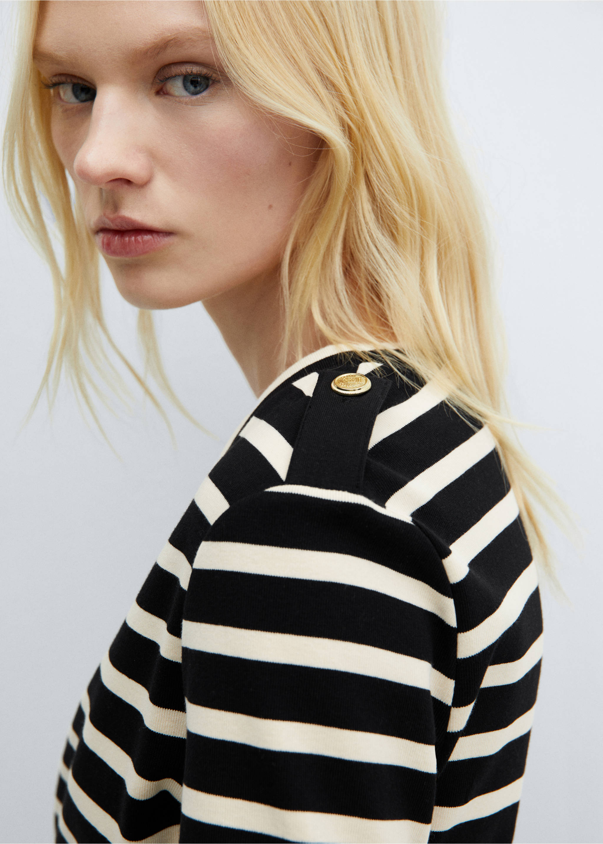 Striped cardigan with buttons - Details of the article 1, Black. Ref: 67034037-00.