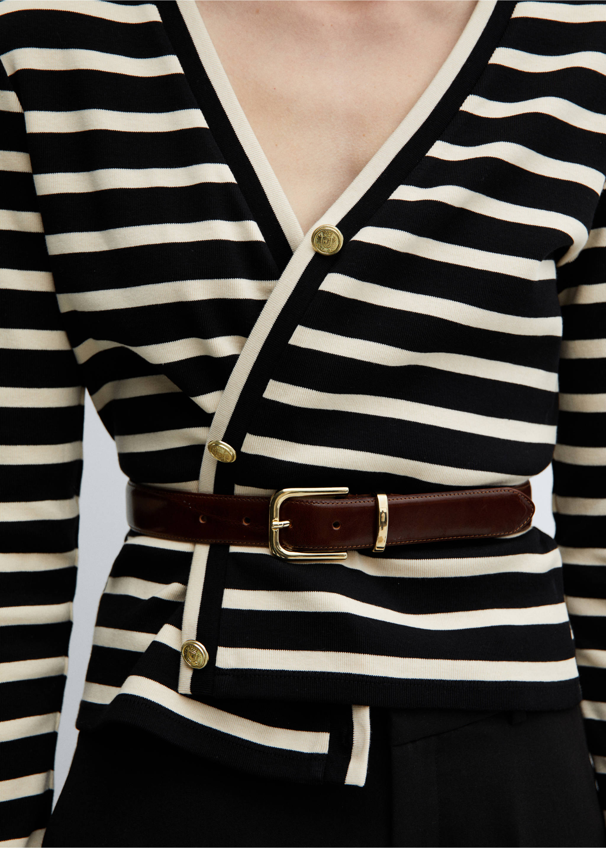 Striped cardigan with buttons - Details of the article 6, Black. Ref: 67034037-00.