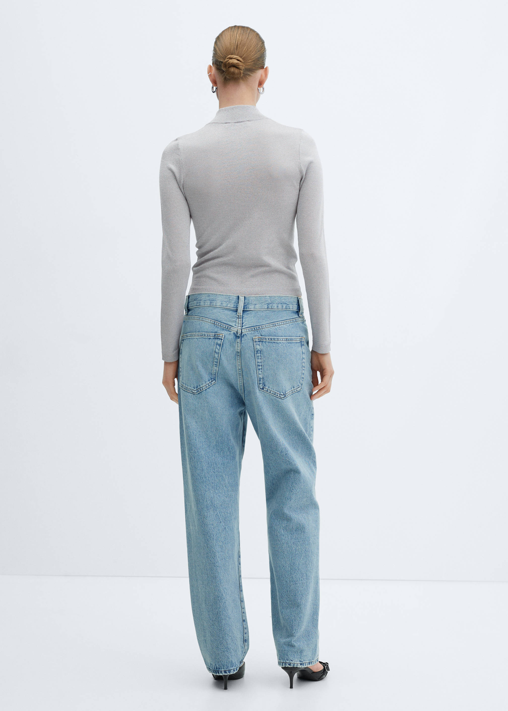 Gebreide trui met rits - Achterkant van het artikel