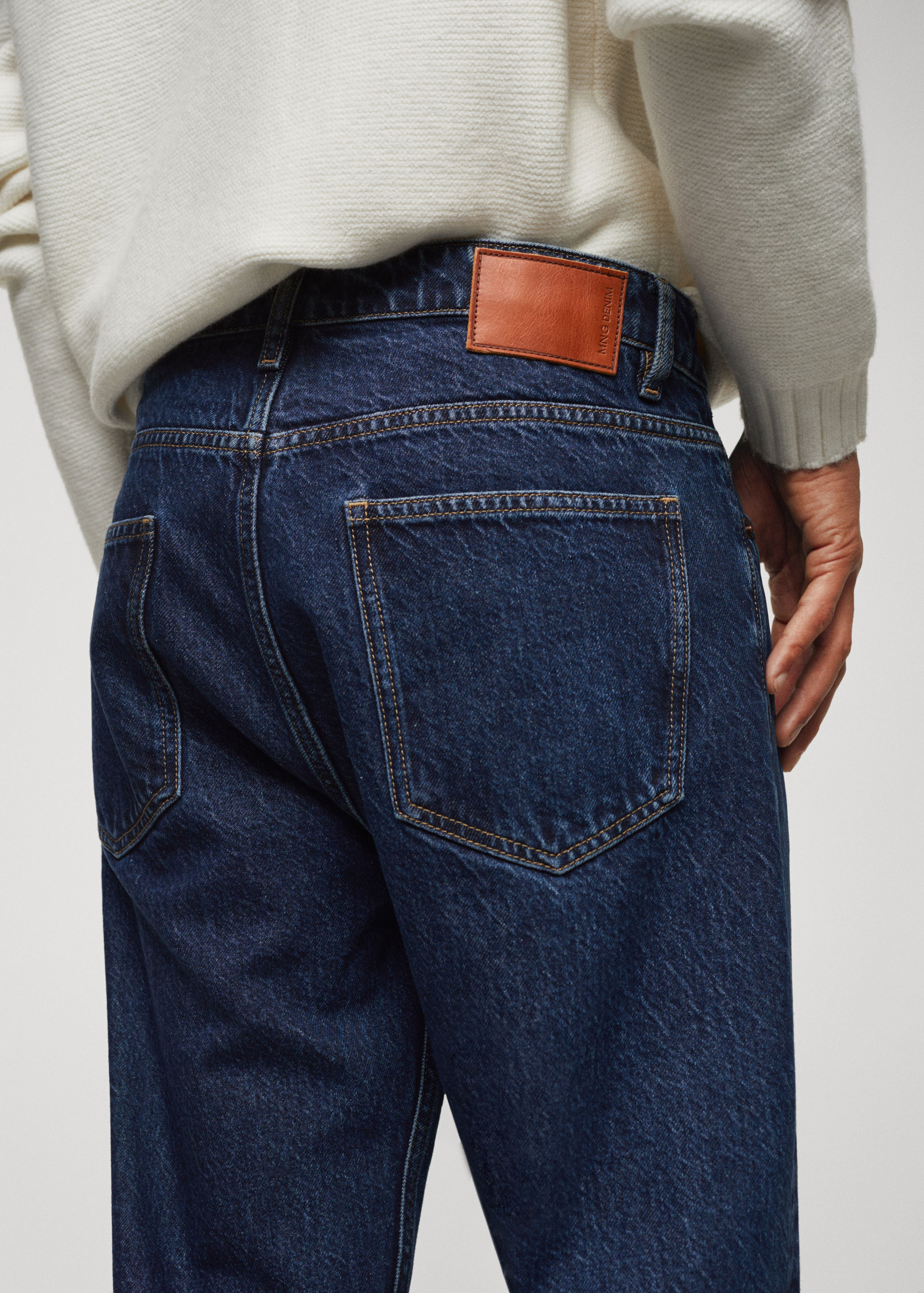 Tapered-fit jeans - Details of the article 4