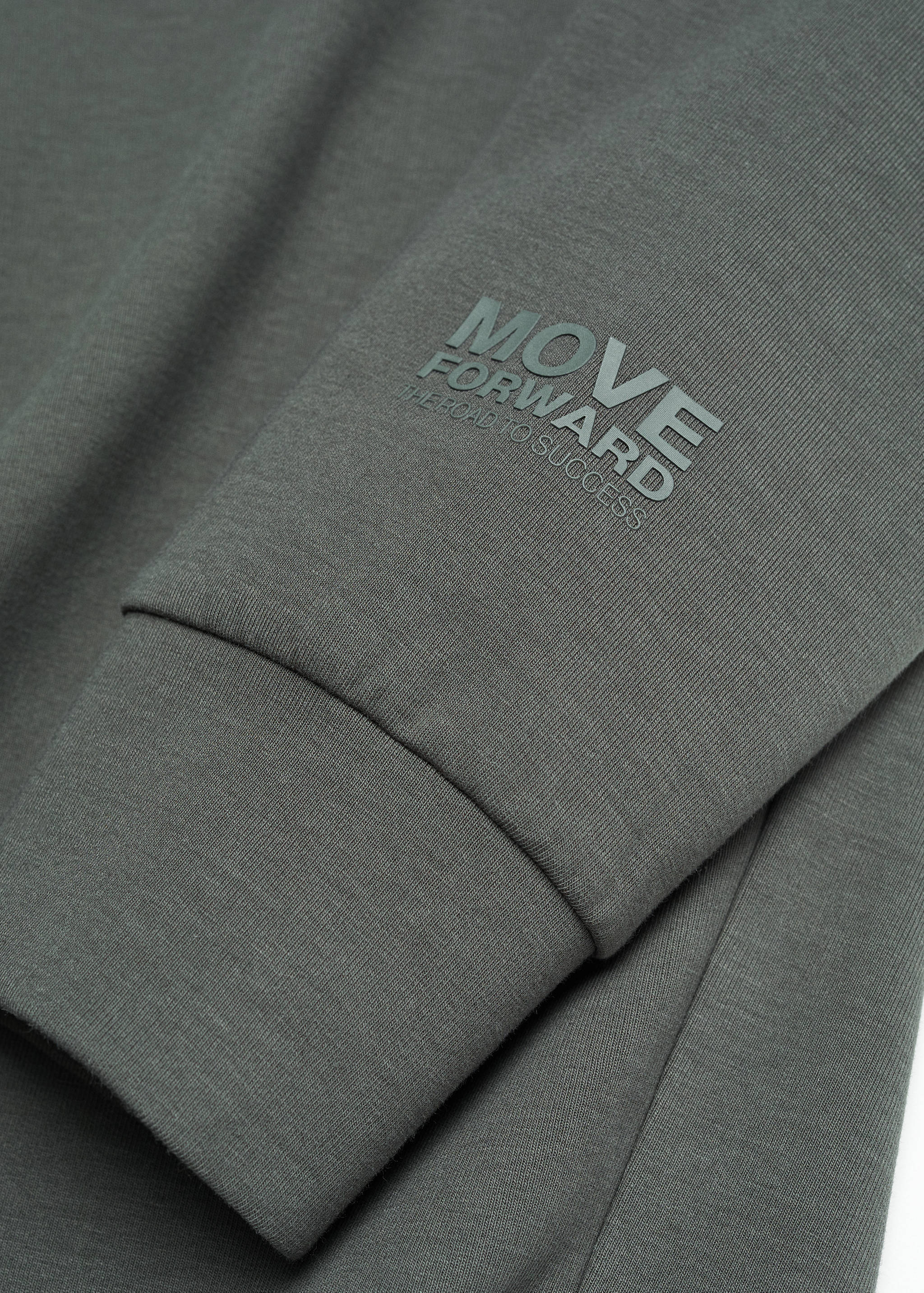 Kapuzensweatshirt aus technischem Stoff - Detail des Artikels 8