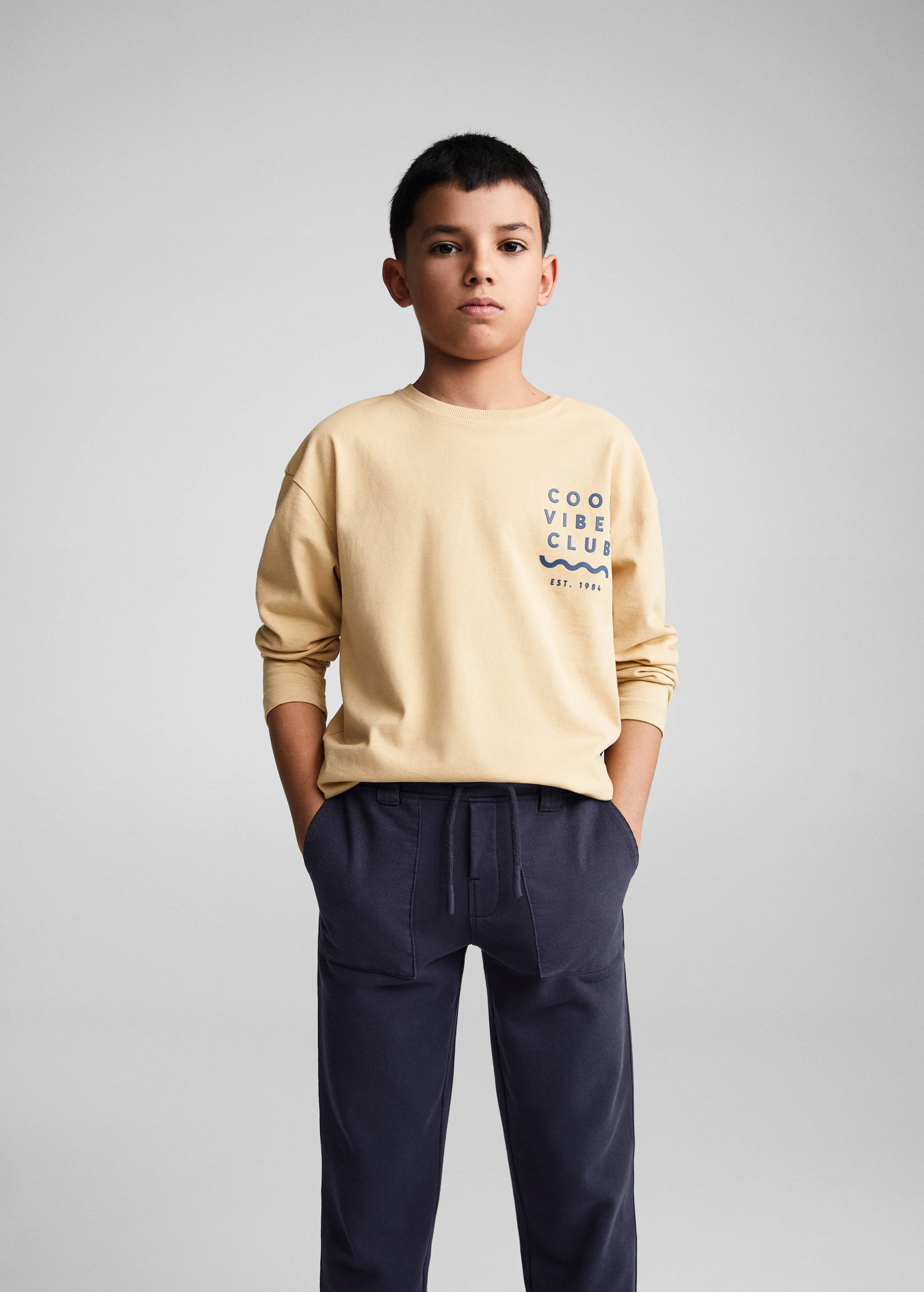 Παντελόνι με ελαστική μέση - Μεσαίο πλάνο