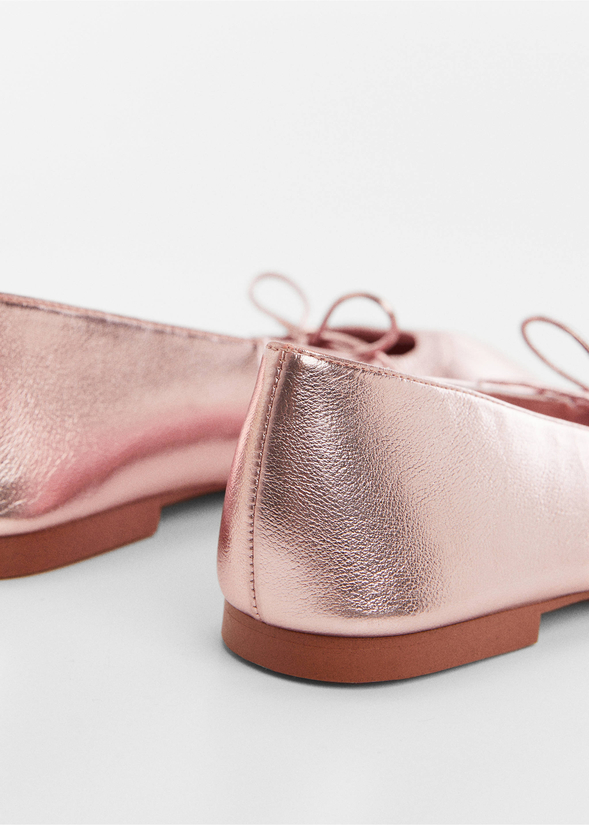 Metallic ballet flats - Details of the article 1, Pink. Ref: 67034471-00.