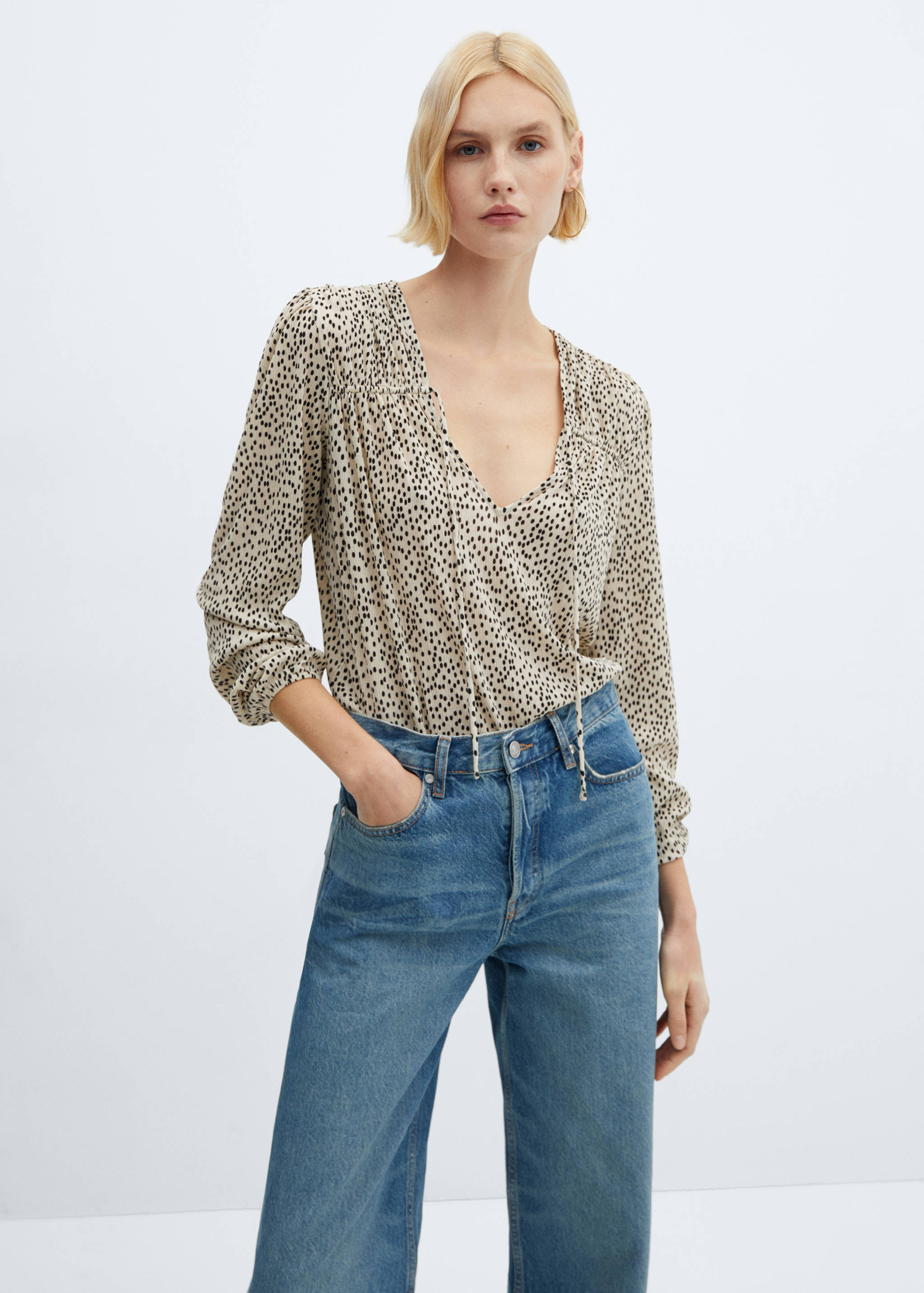 Blusa estampada lazo - Plano medio