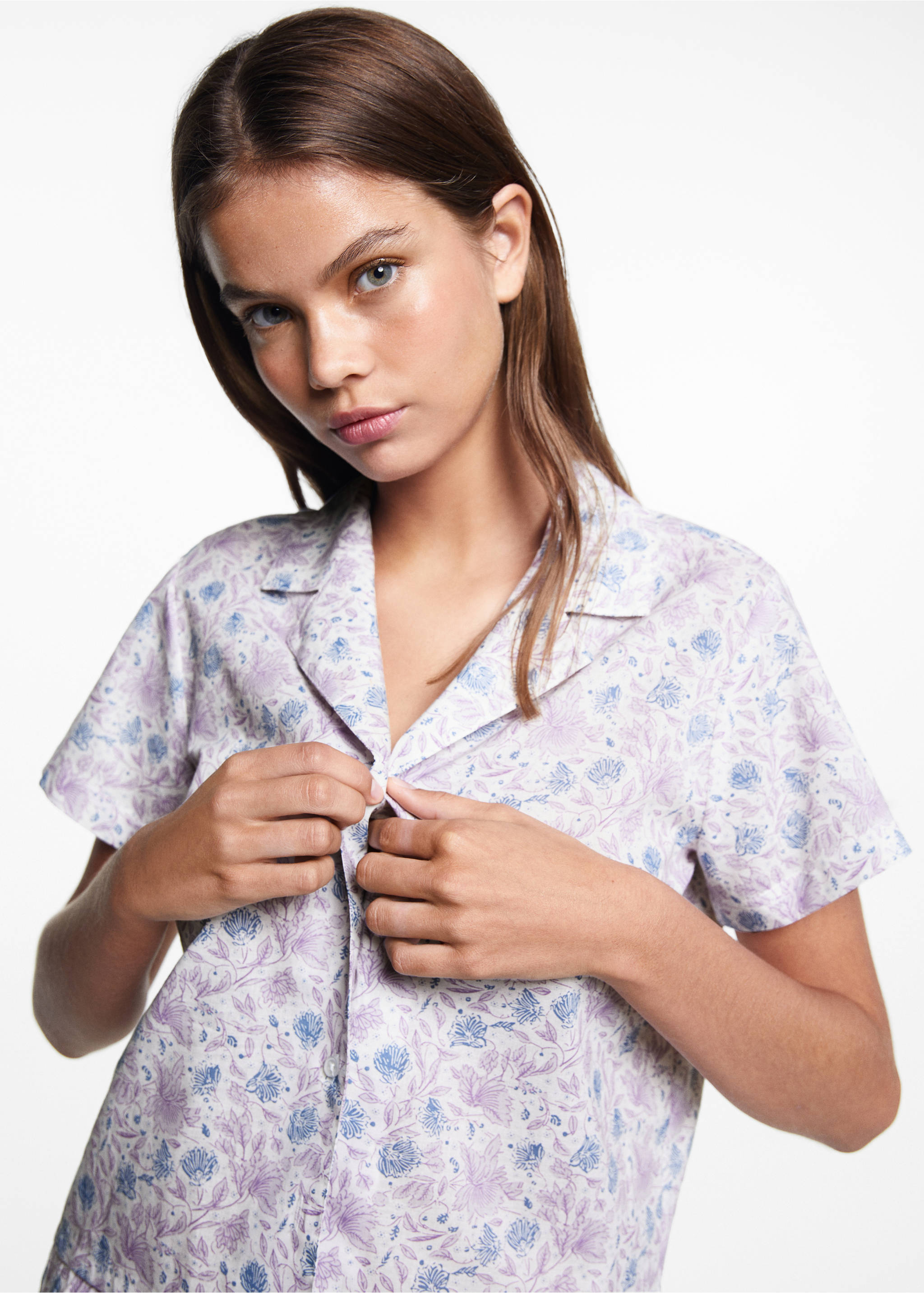 Printed short pyjamas - Details of the article 1, Ecru. Ref: 67035152-00.