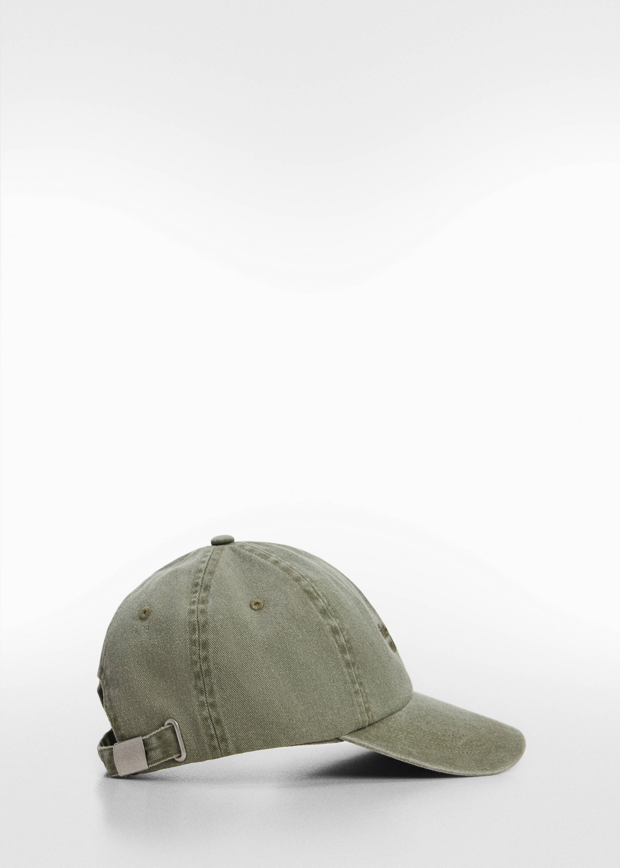 Gorra mensaje bordado - Artículo sin modelo