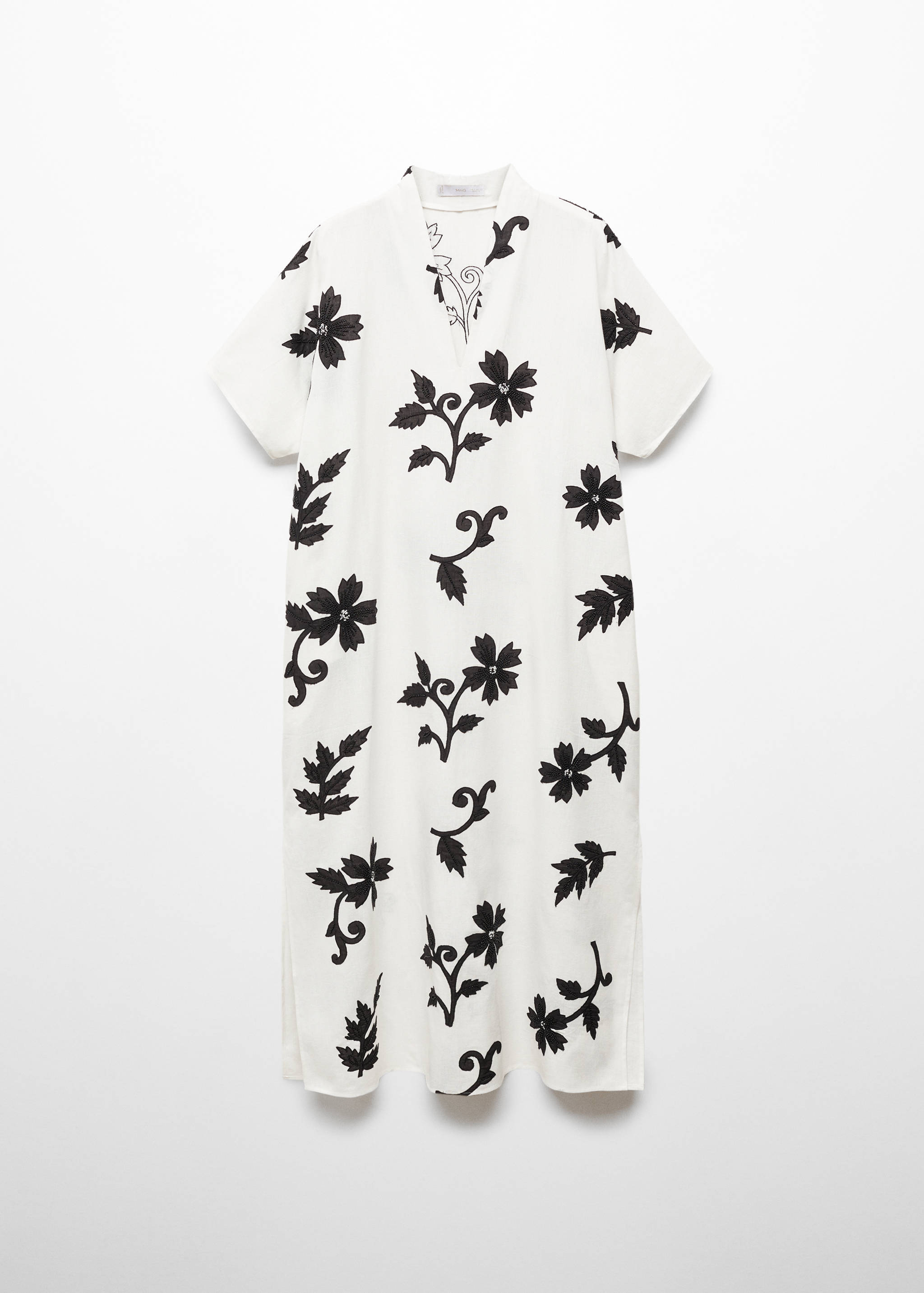 Robe fleurie col V - Article sans modèle