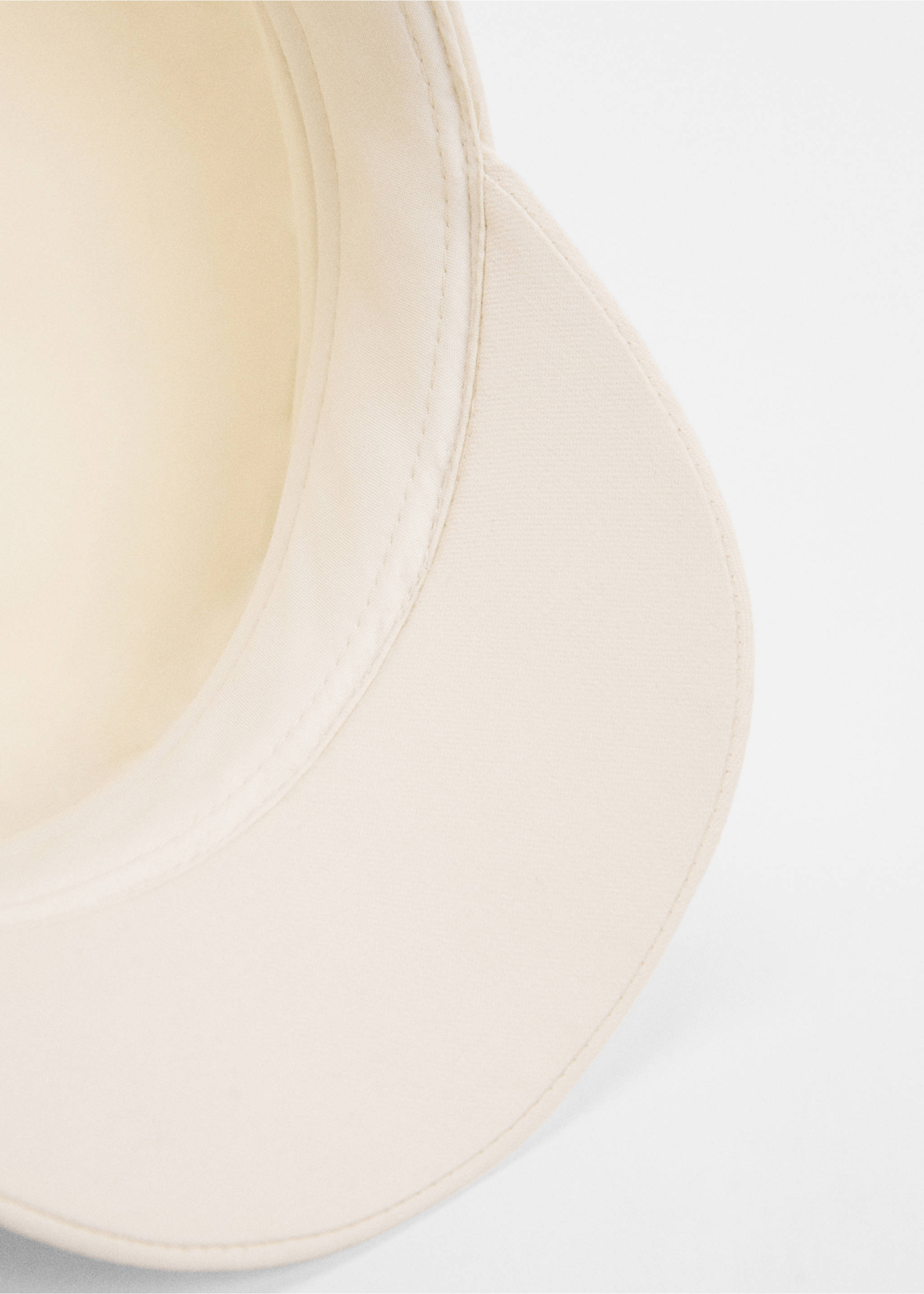Baker-Boy-Mütze aus Baumwolle - Detail des Artikels 2, Cremeweiß. Ref: 67035728-00.