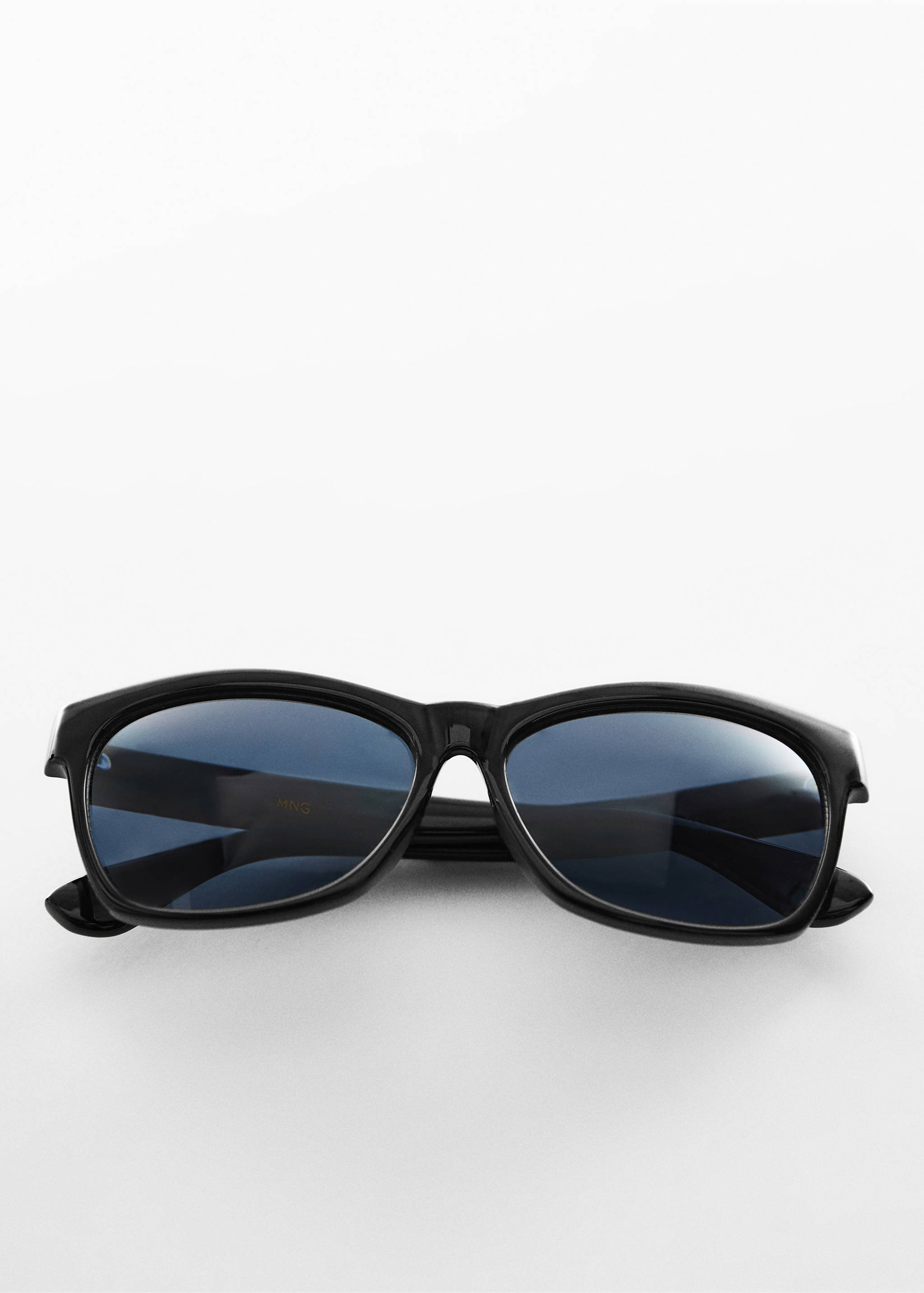 Resin frame sunglasses - Details of the article 5