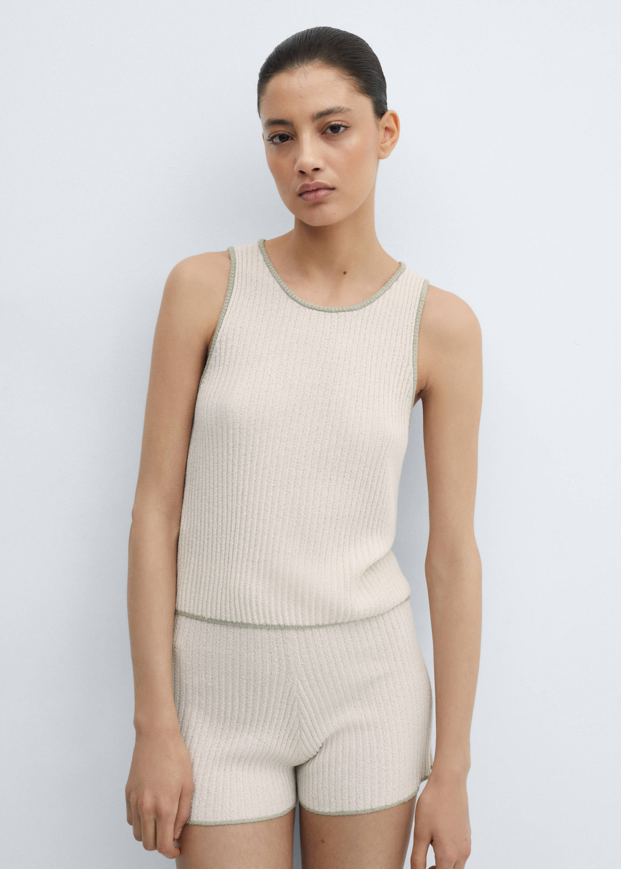 Geripptes Top - Mittlere Ansicht