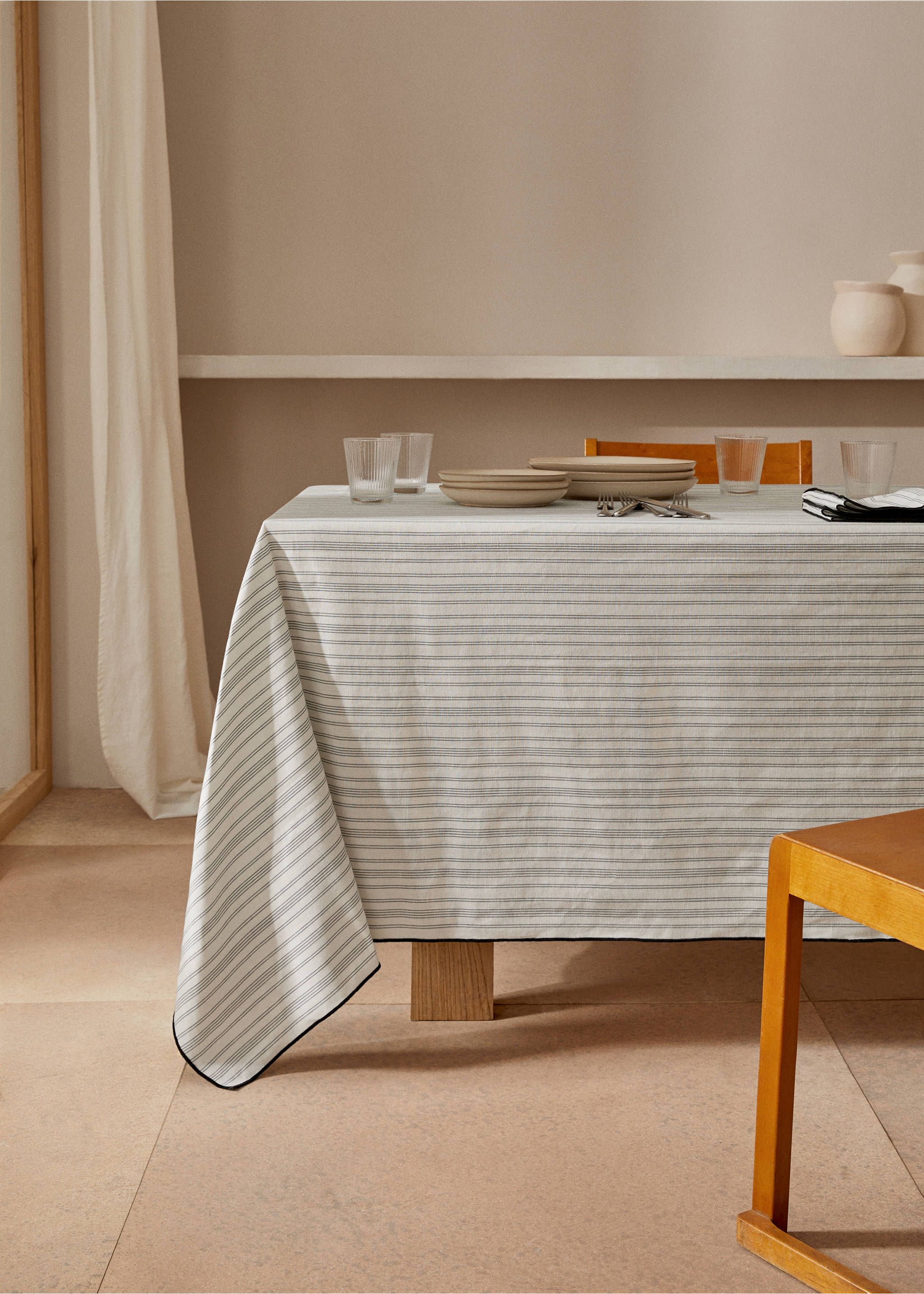 Striped cotton linen tablecloth with trim 170x250cm - General plane, Ecru. Ref: 67036020-00.