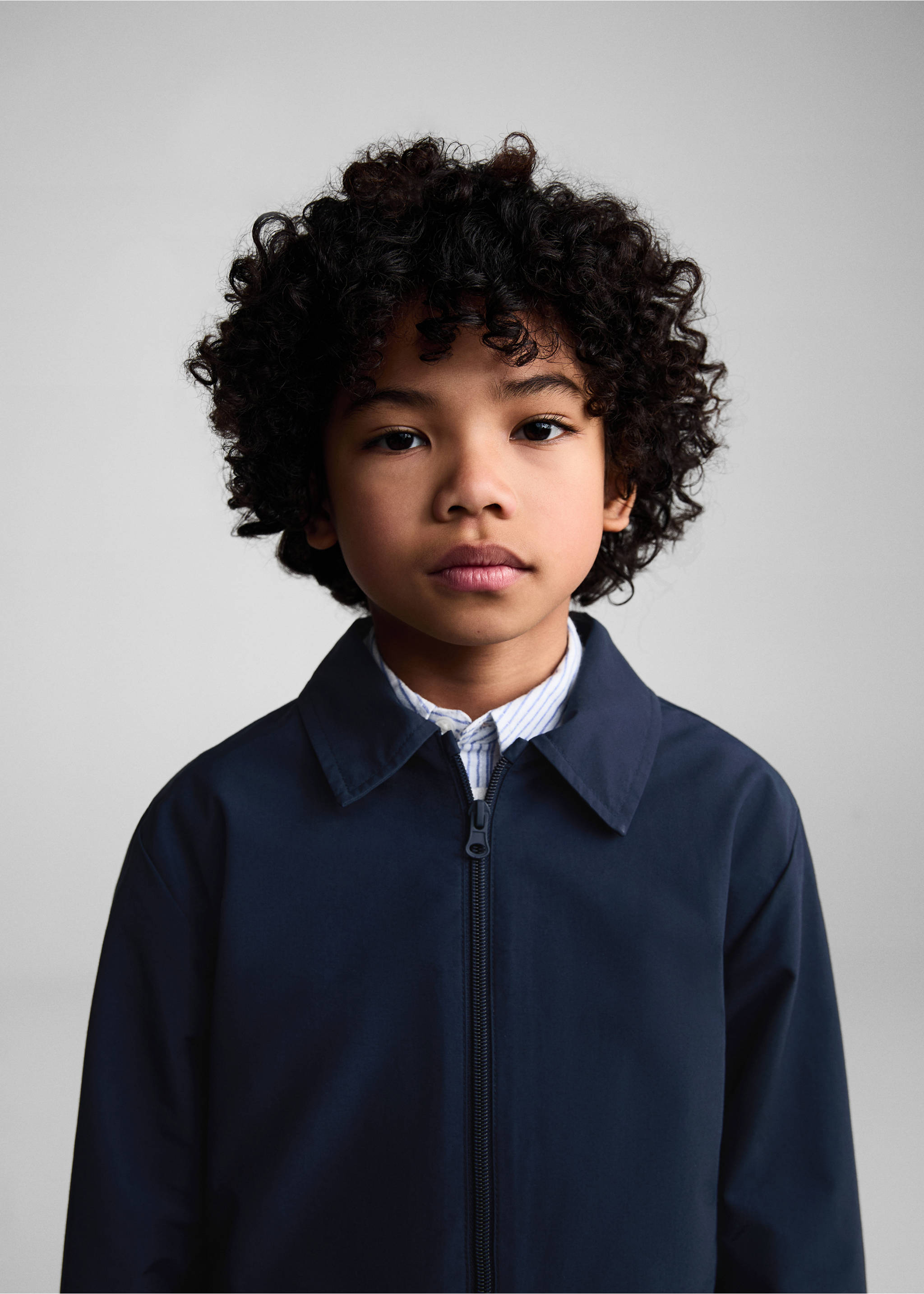 Pocket waterproof parka - Details of the article 1, Dark Navy. Ref: 67036025-00.