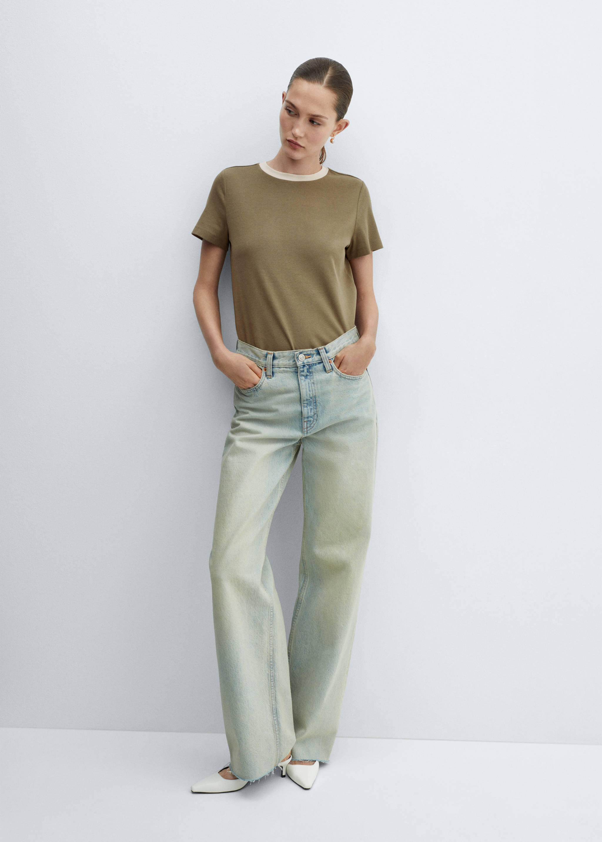 Baumwoll-T-Shirt mit Kontrastkragen - Allgemeine Ansicht