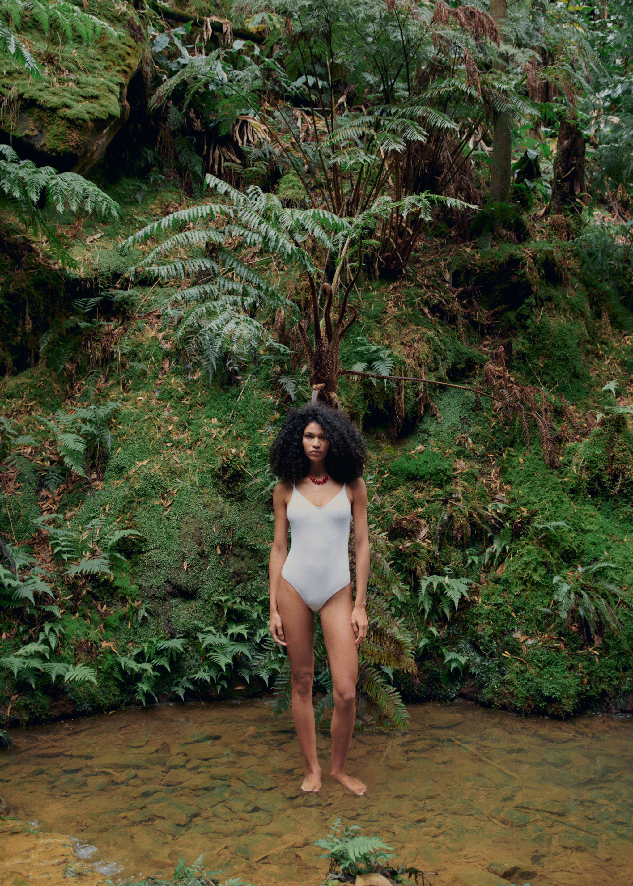 V-neck swimsuit - Details of the article 3, White. Ref: 67036737-00.
