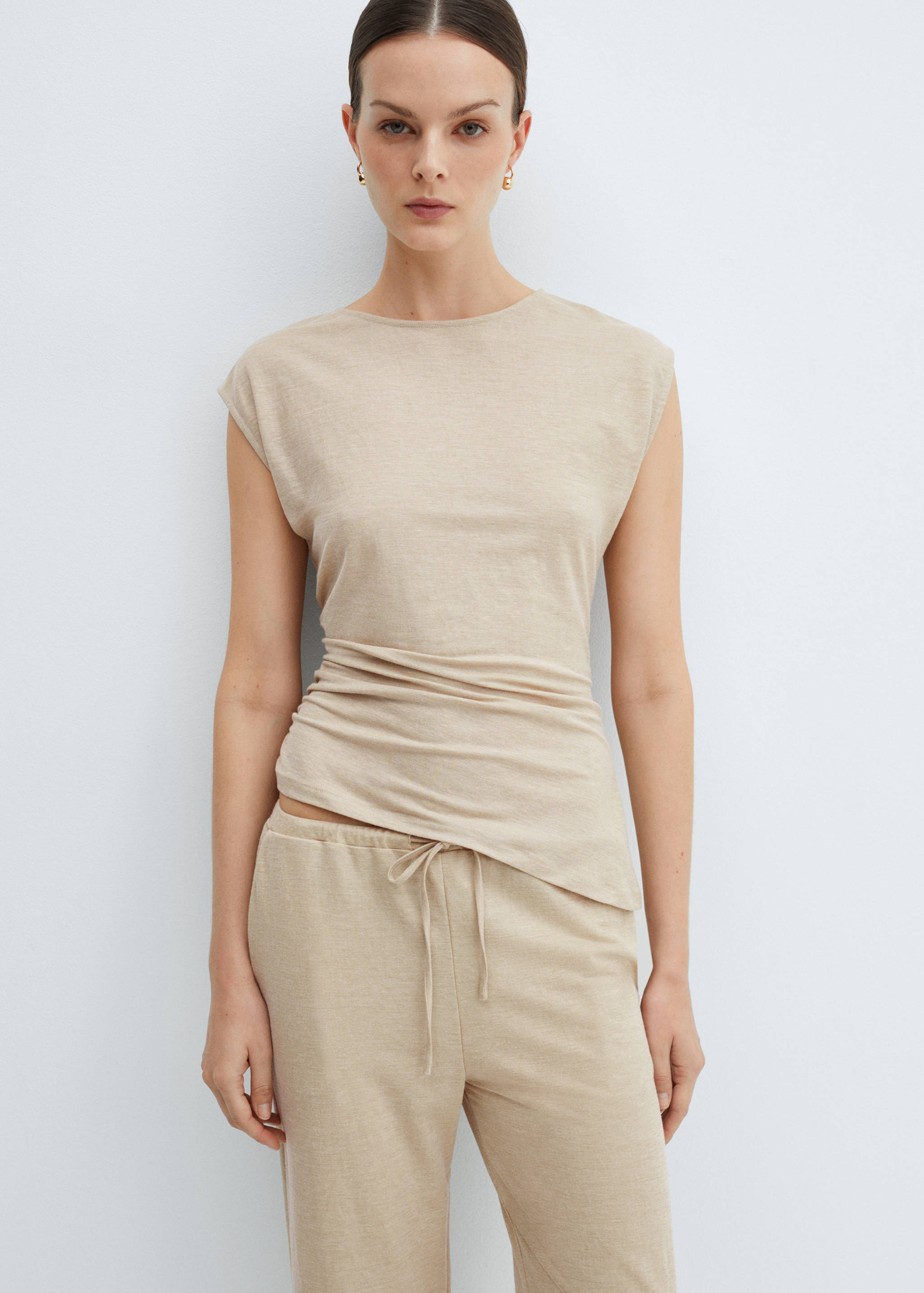 Wide leg trousers with elastic waist - Details of the article 1