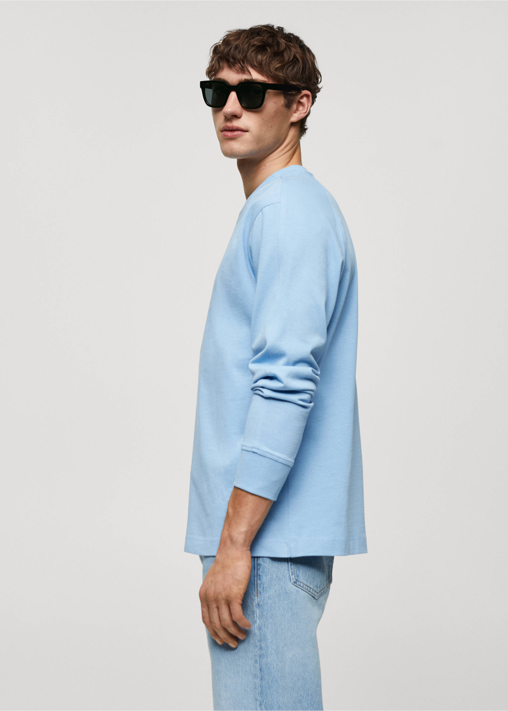 Sweatshirt aus 100 % Baumwolle mit aufgedruckter Zeichnung - Detail des Artikels 2, Blau. Ref: 67037702-00.