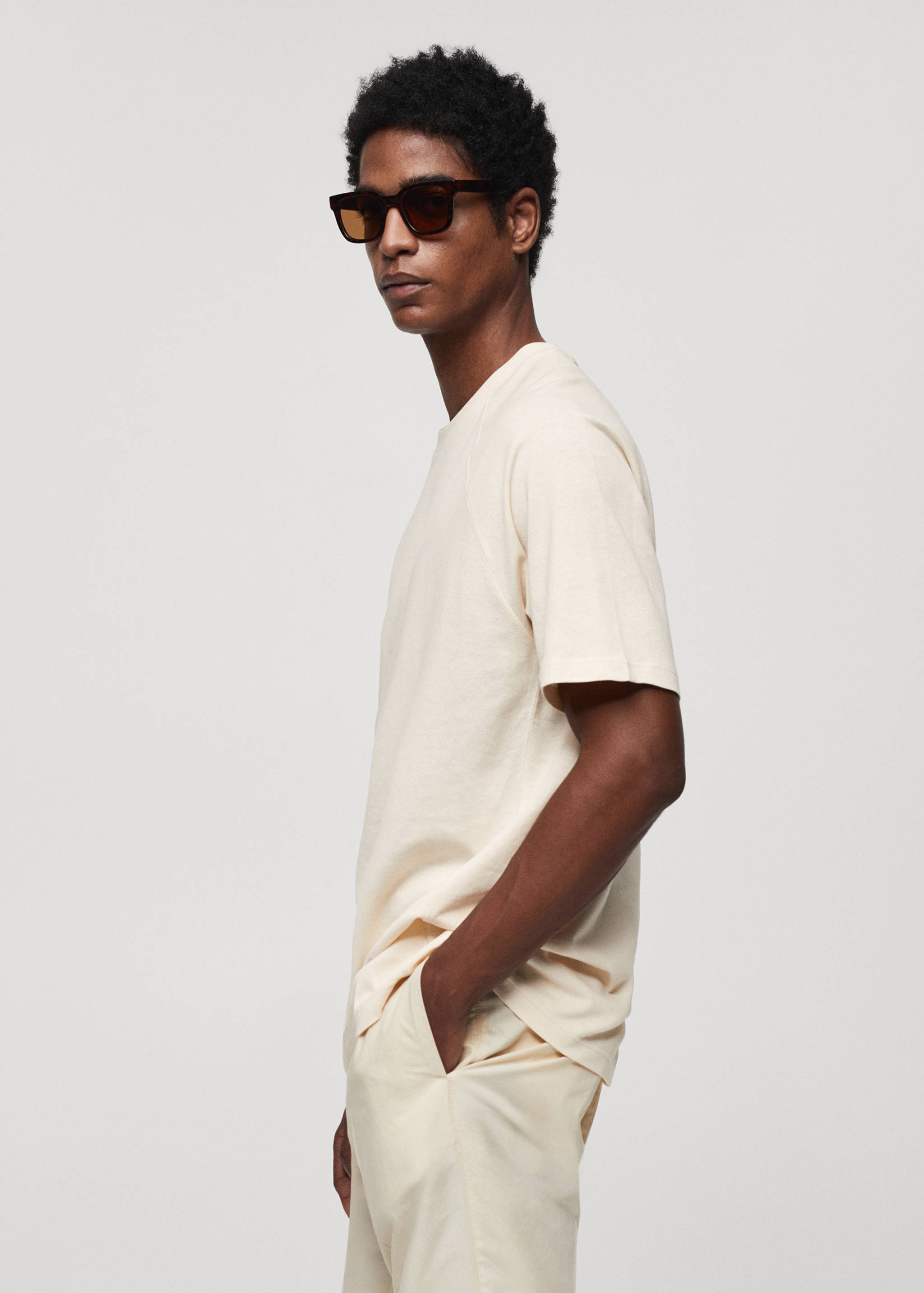 Relaxed fit cotton t-shirt - Details of the article 2