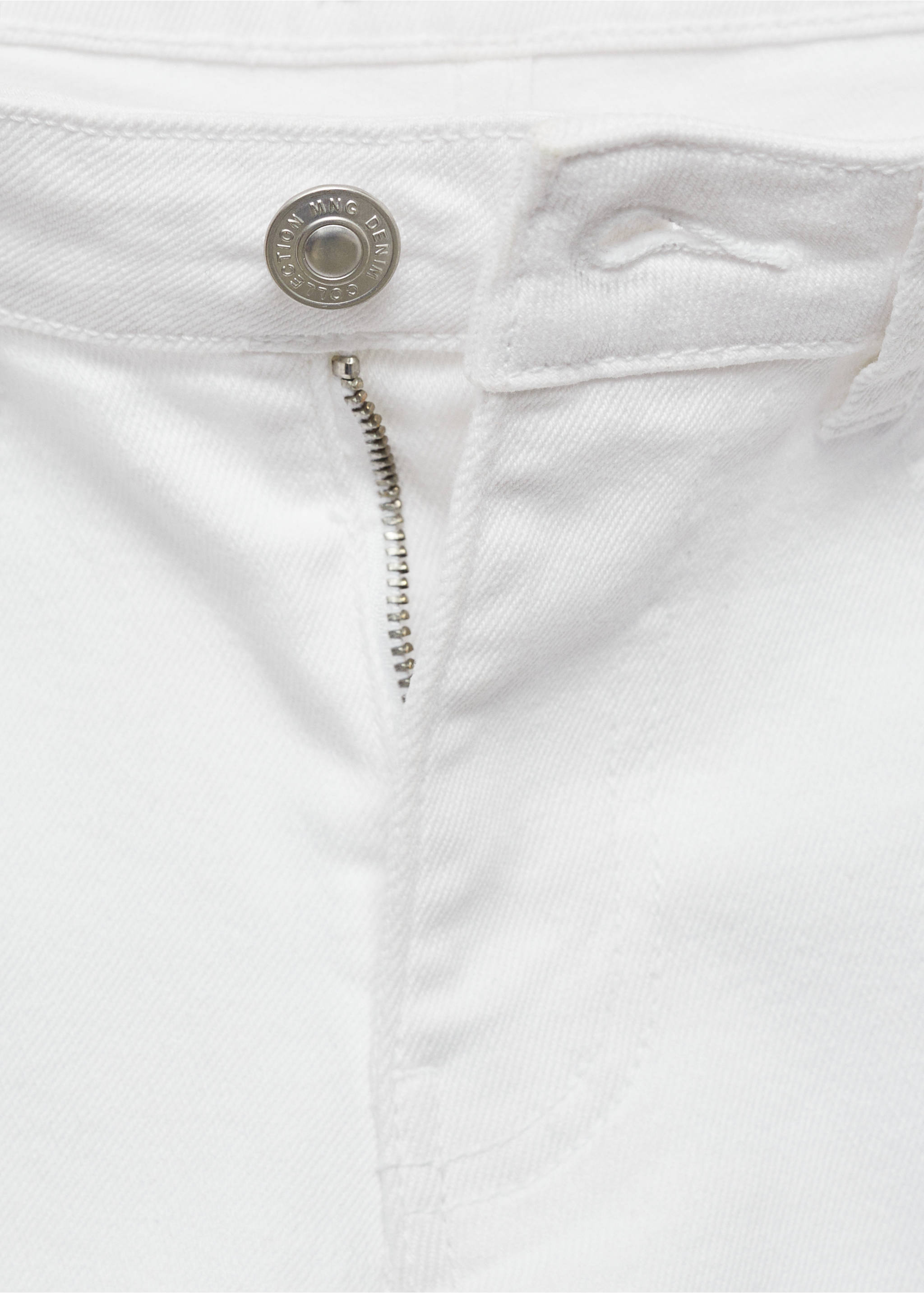 Short vaquero tiro medio - Detalle del artículo 8, Blanco roto. Ref: 67037721-00.