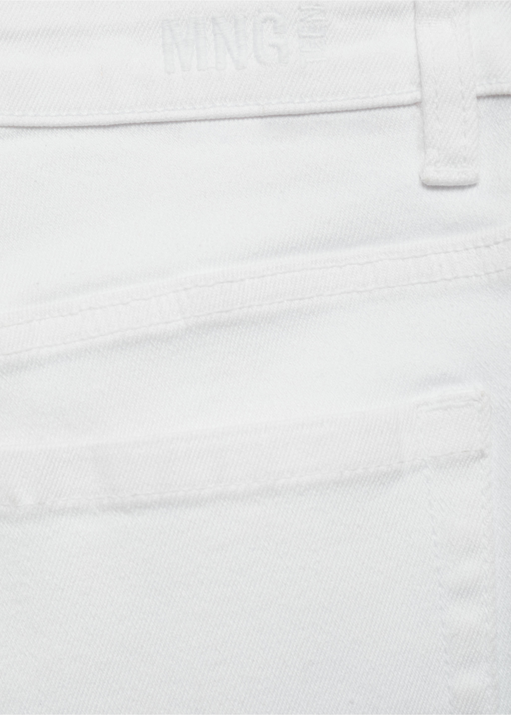 Short vaquero tiro medio - Detalle del artículo 0, Blanco roto. Ref: 67037721-00.