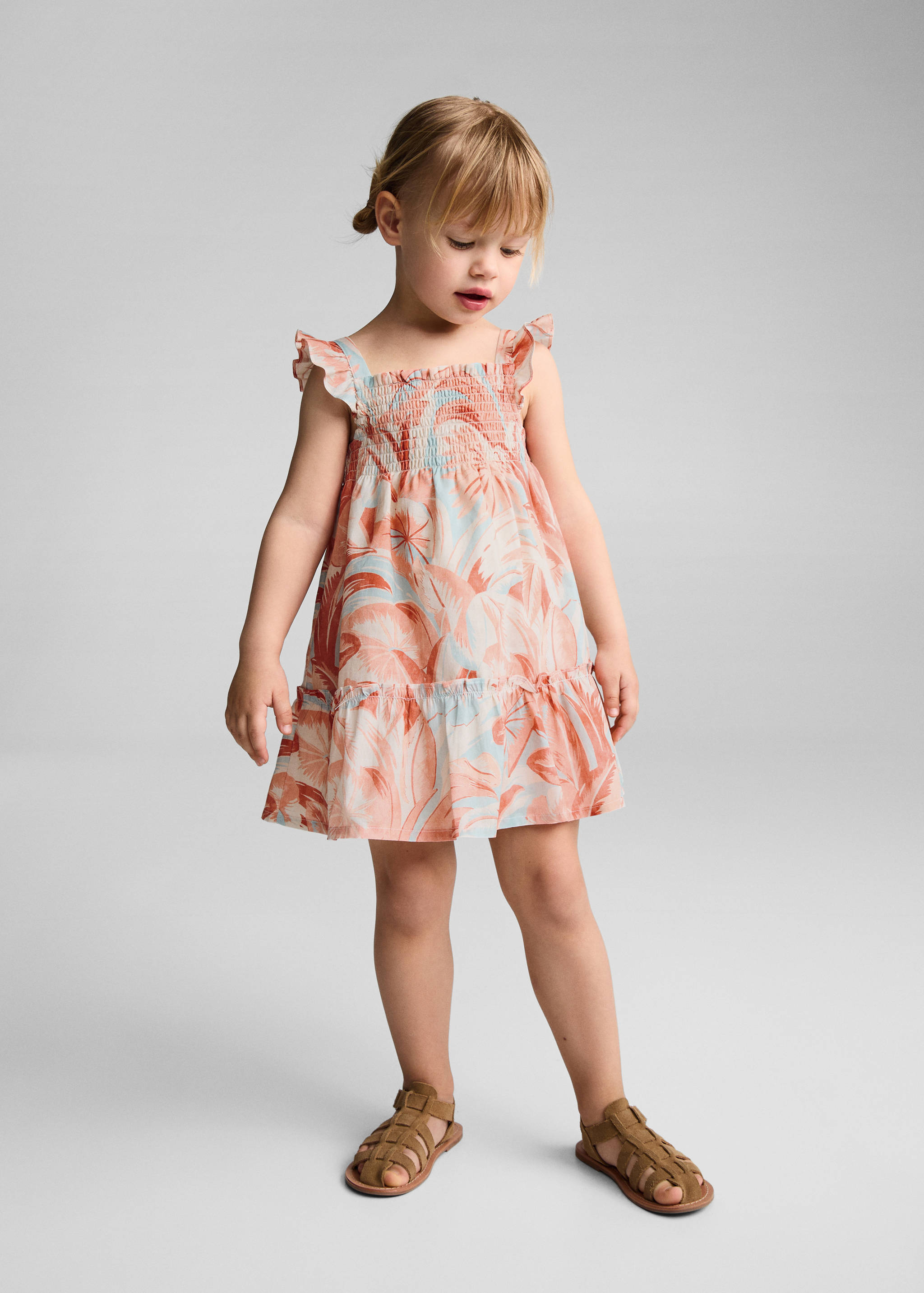 Mönstrad rynkad klänning - Allmän bild