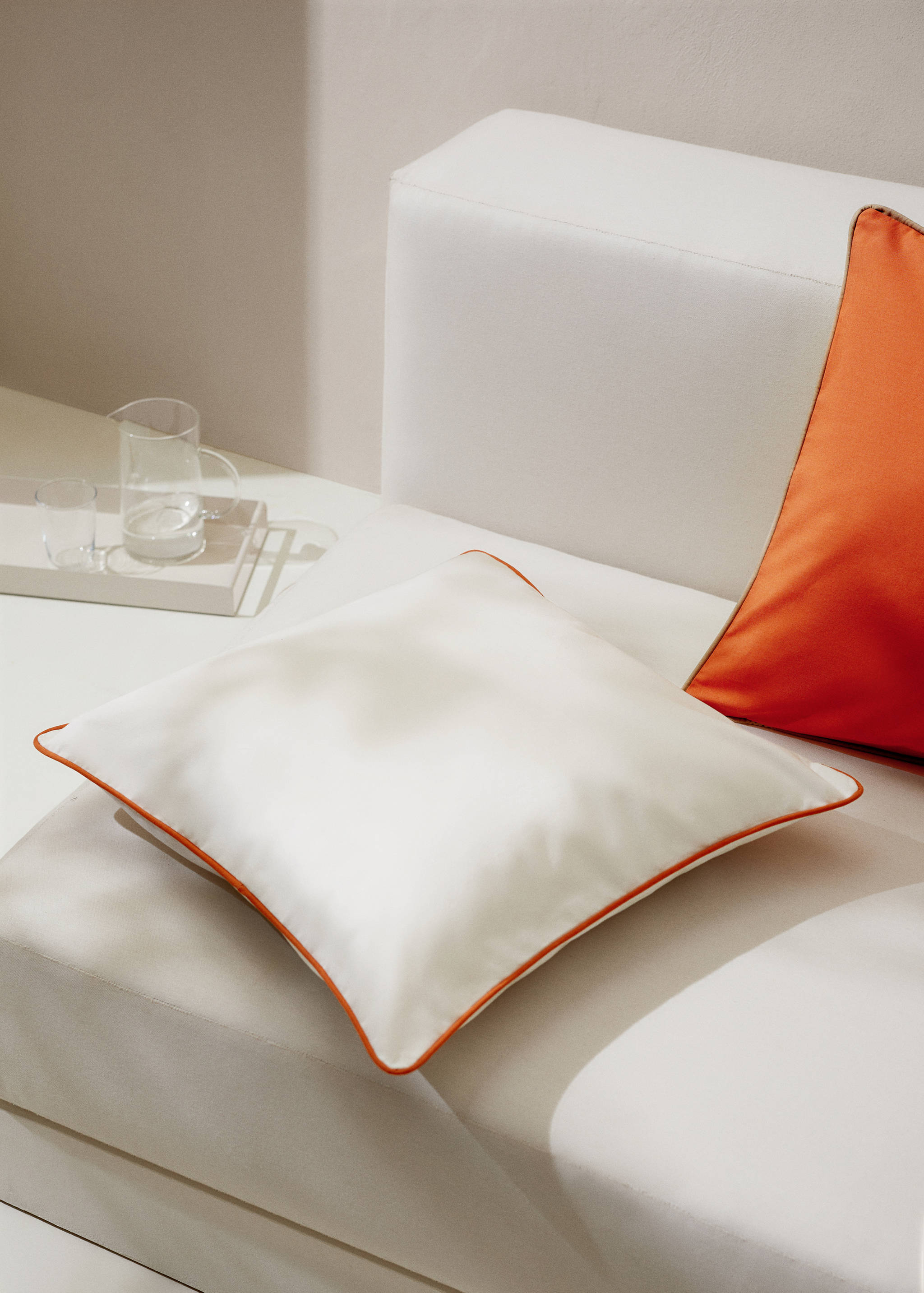 Housse de coussin liseré résistante à l’eau 50x50 cm - Plan général