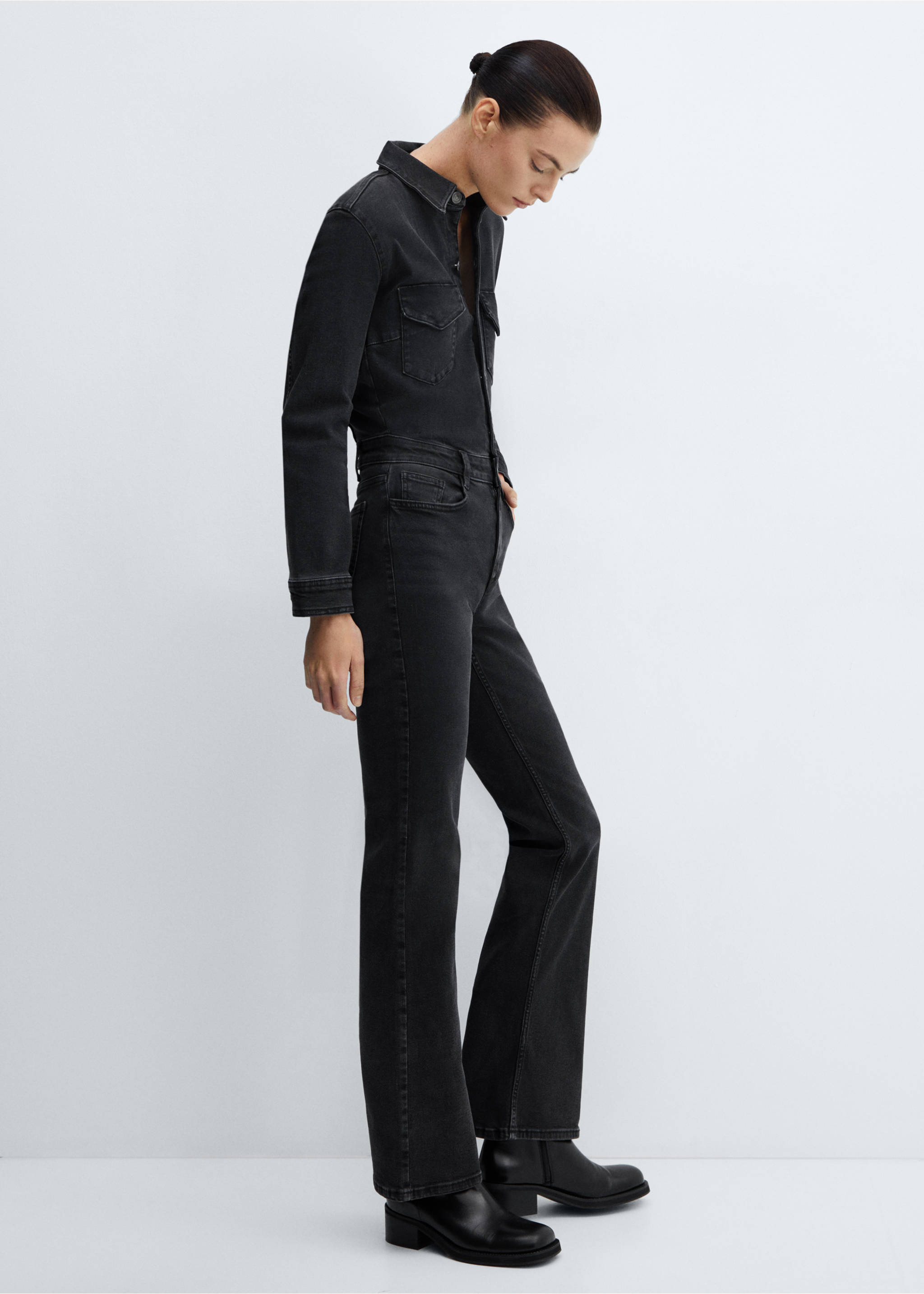 Langer Jeans-Jumpsuit - Detail des Artikels 2, Black denim. Ref: 67040255-00.