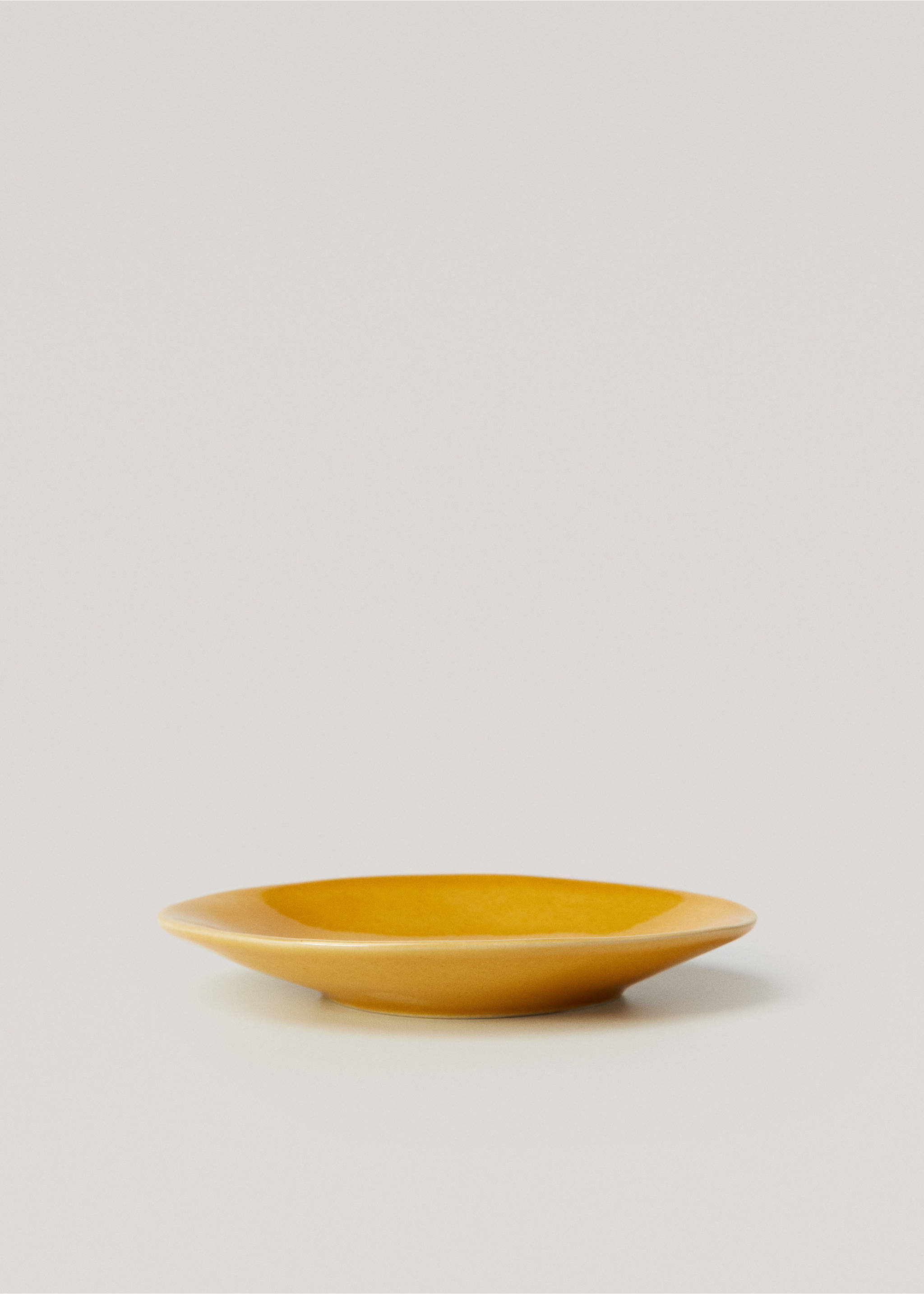 Stoneware bread plate - Details of the article 1, Ochre. Ref: 67040272-00.