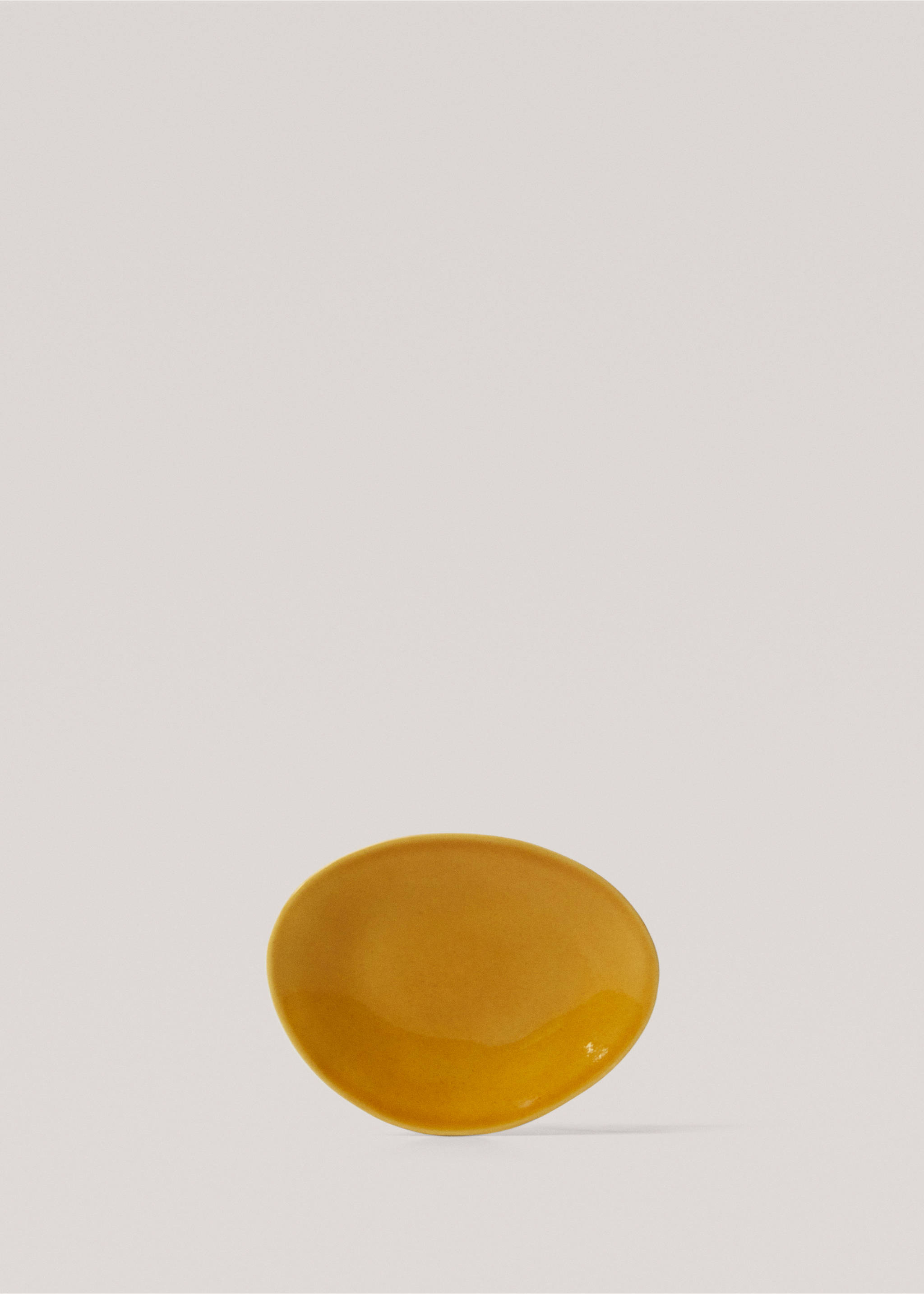 Stoneware bread plate - Article without model, Ochre. Ref: 67040272-00.