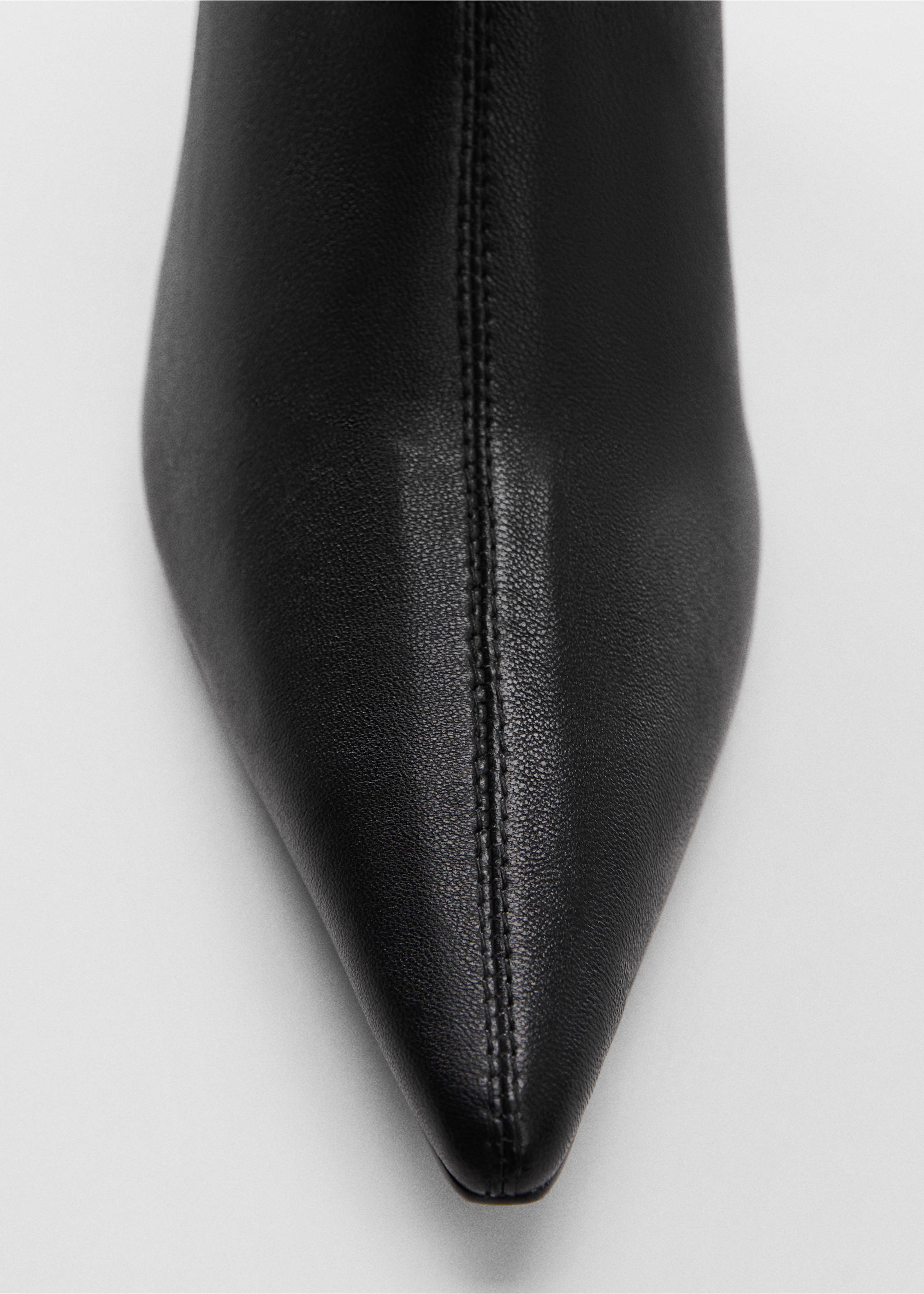 Leather boots with kitten heels - Details of the article 3, Black. Ref: 67040287-00.