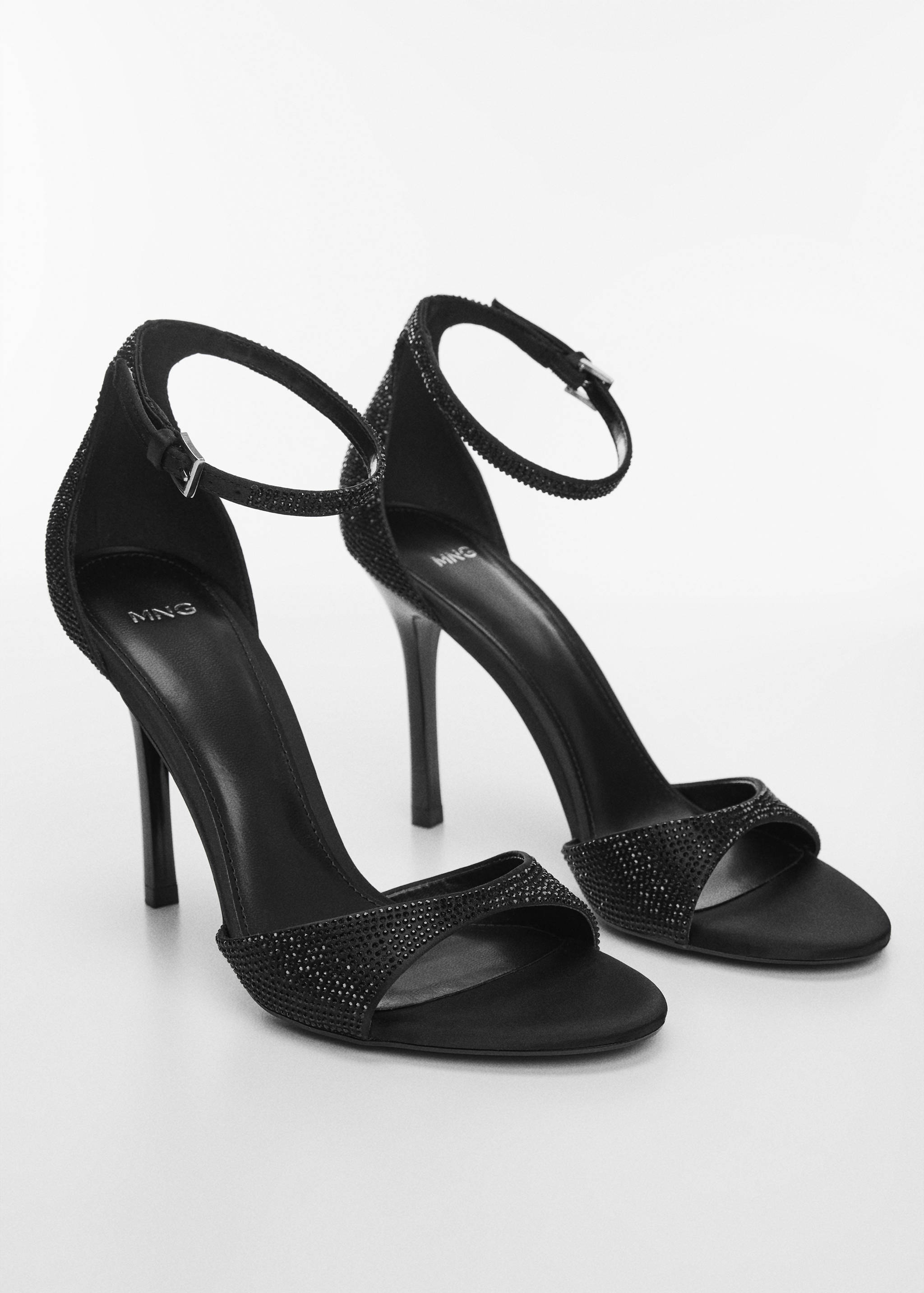 Sandales talon détail strass - Plan moyen