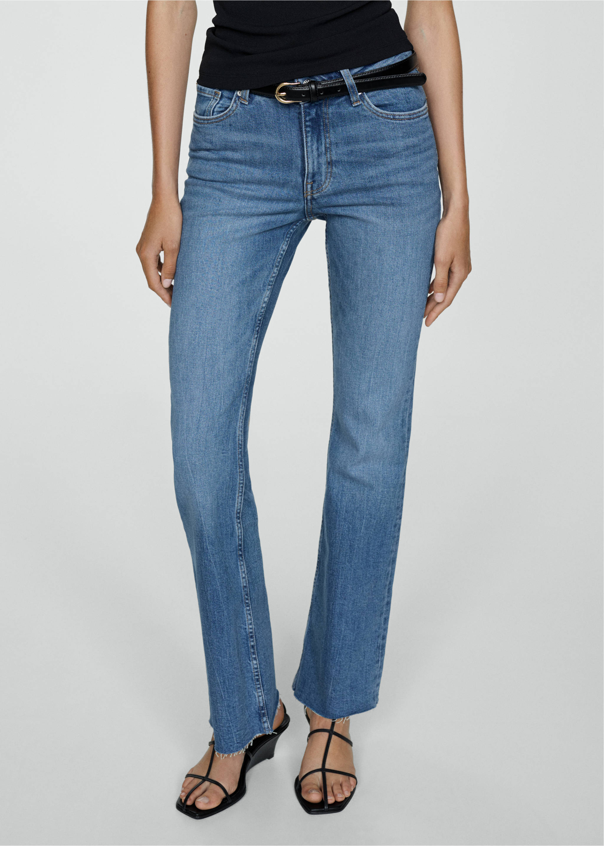 Medium-rise flared jeans - Medium plane, Medium Blue. Ref: 67040313-00.