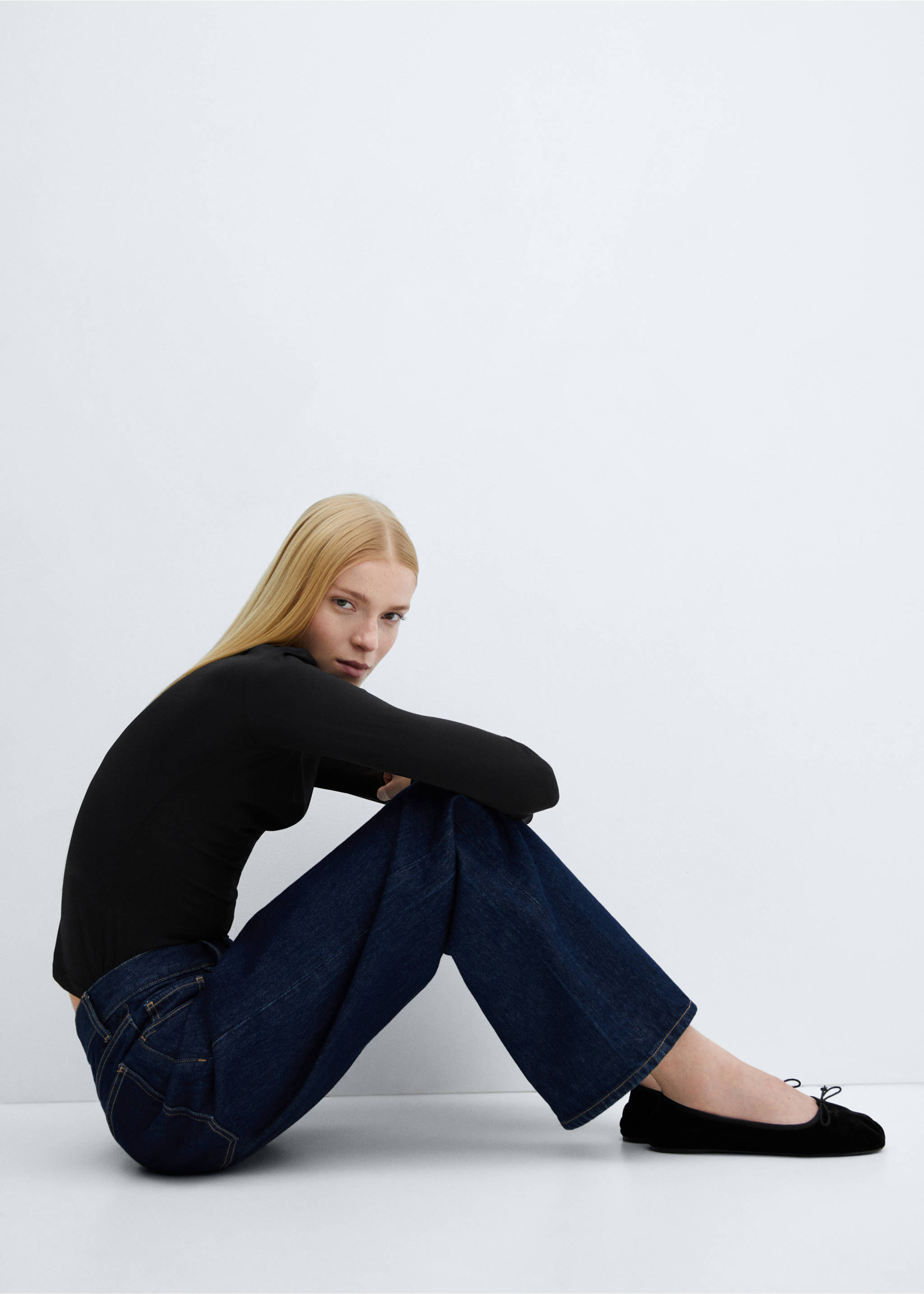 Ballet flats with velvet bow - General plane, Black. Ref: 67040350-00.