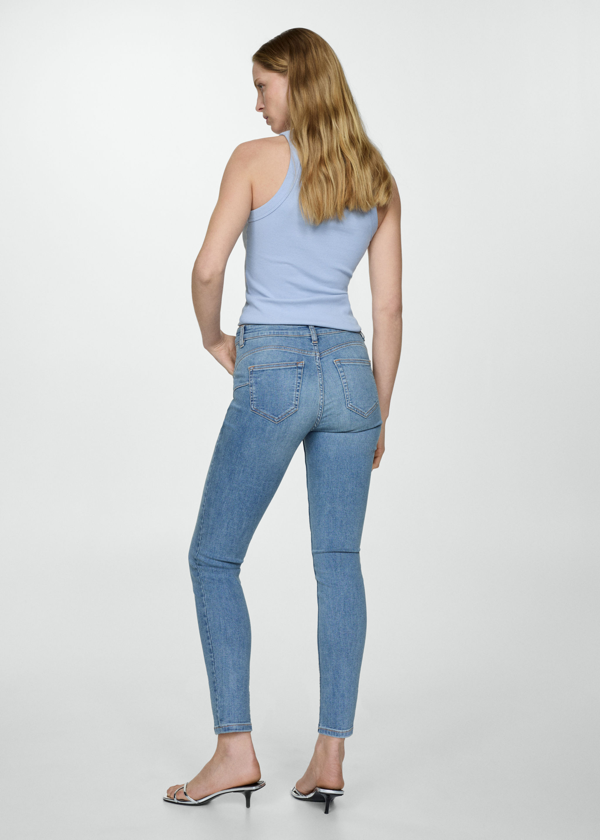 Push-up Skinny Jeans - Rückseite des Artikels