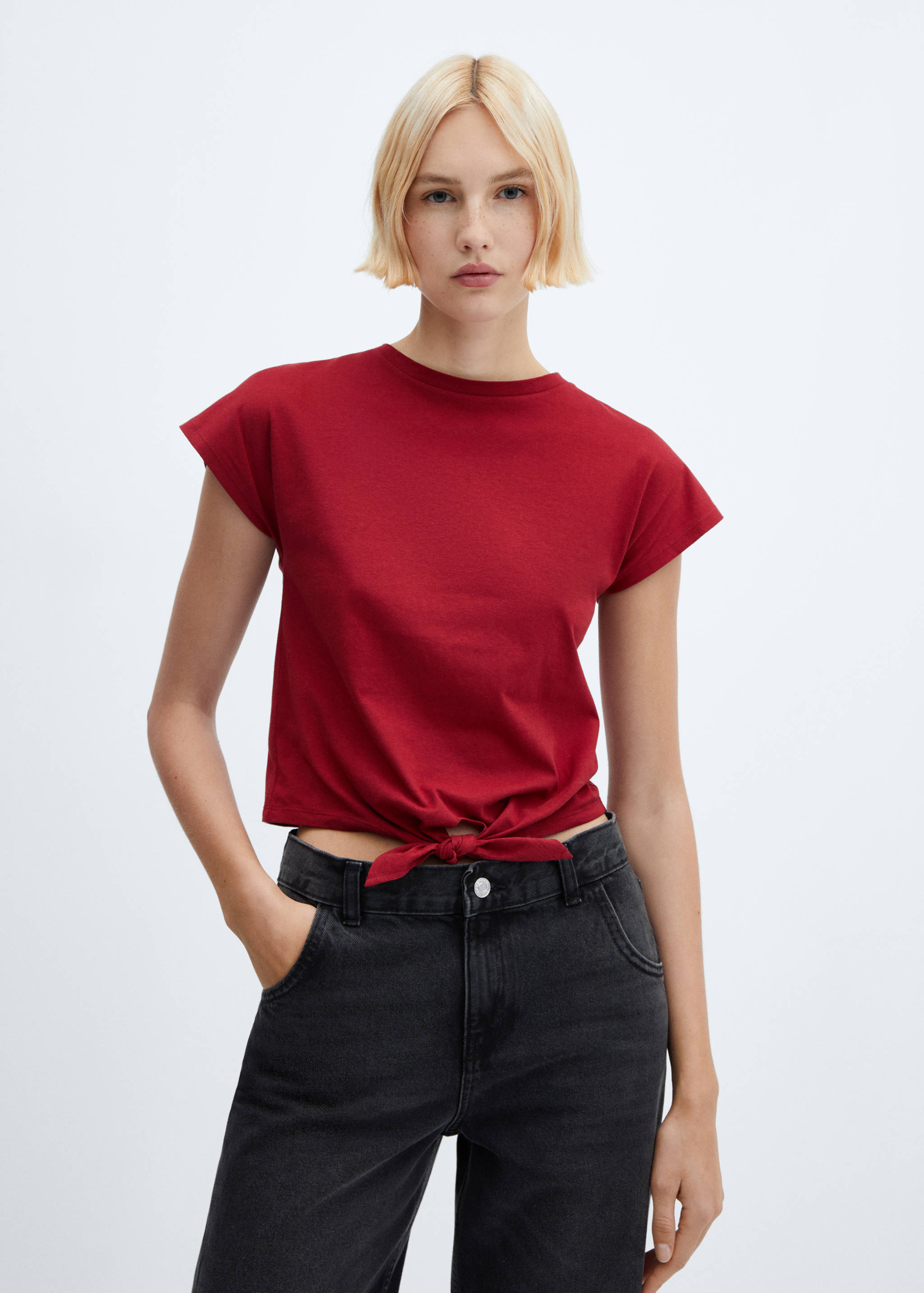 Baumwoll-T-Shirt mit Knotendetail - Mittlere Ansicht