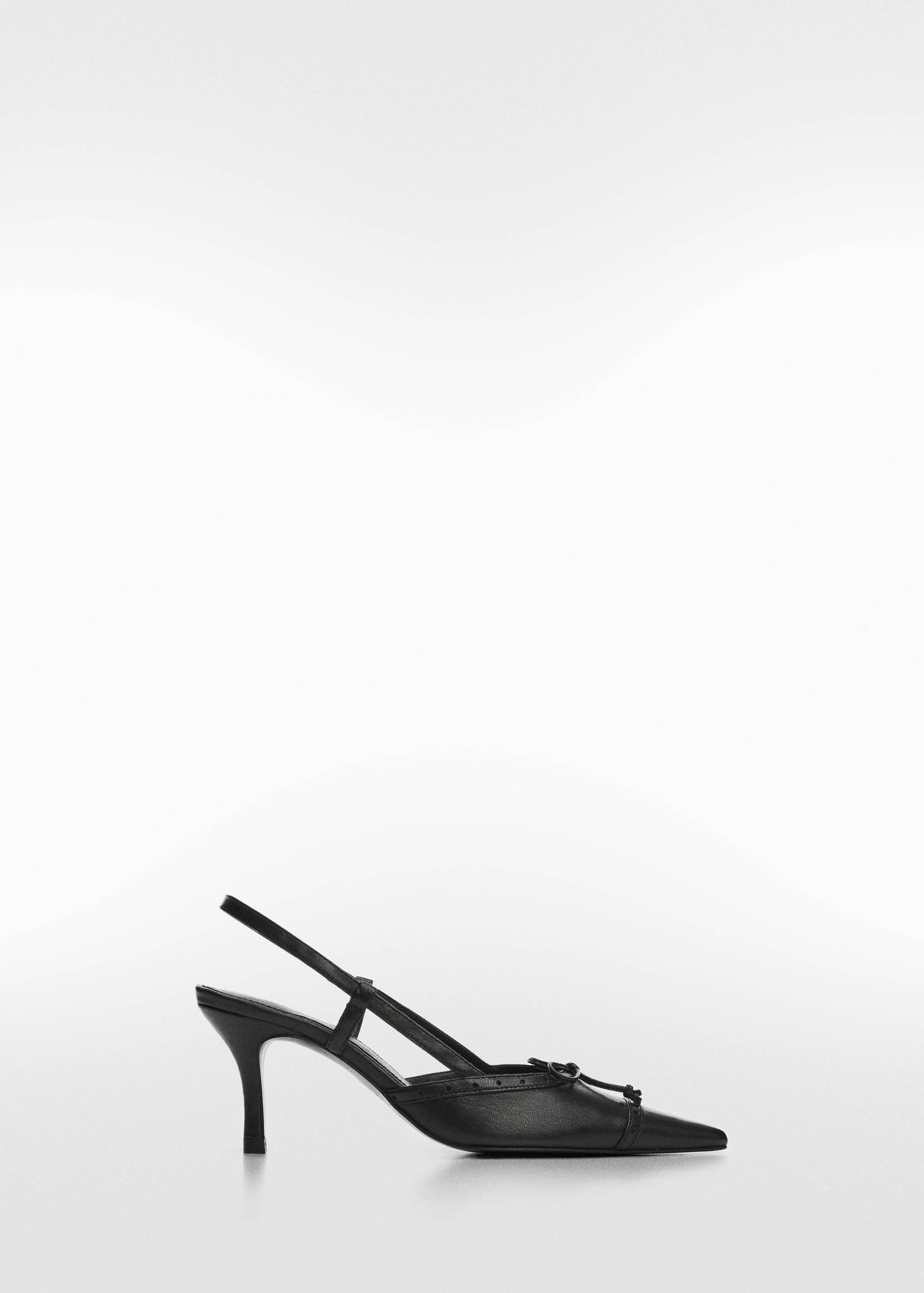 Pointed toe leather shoes - Article without model
