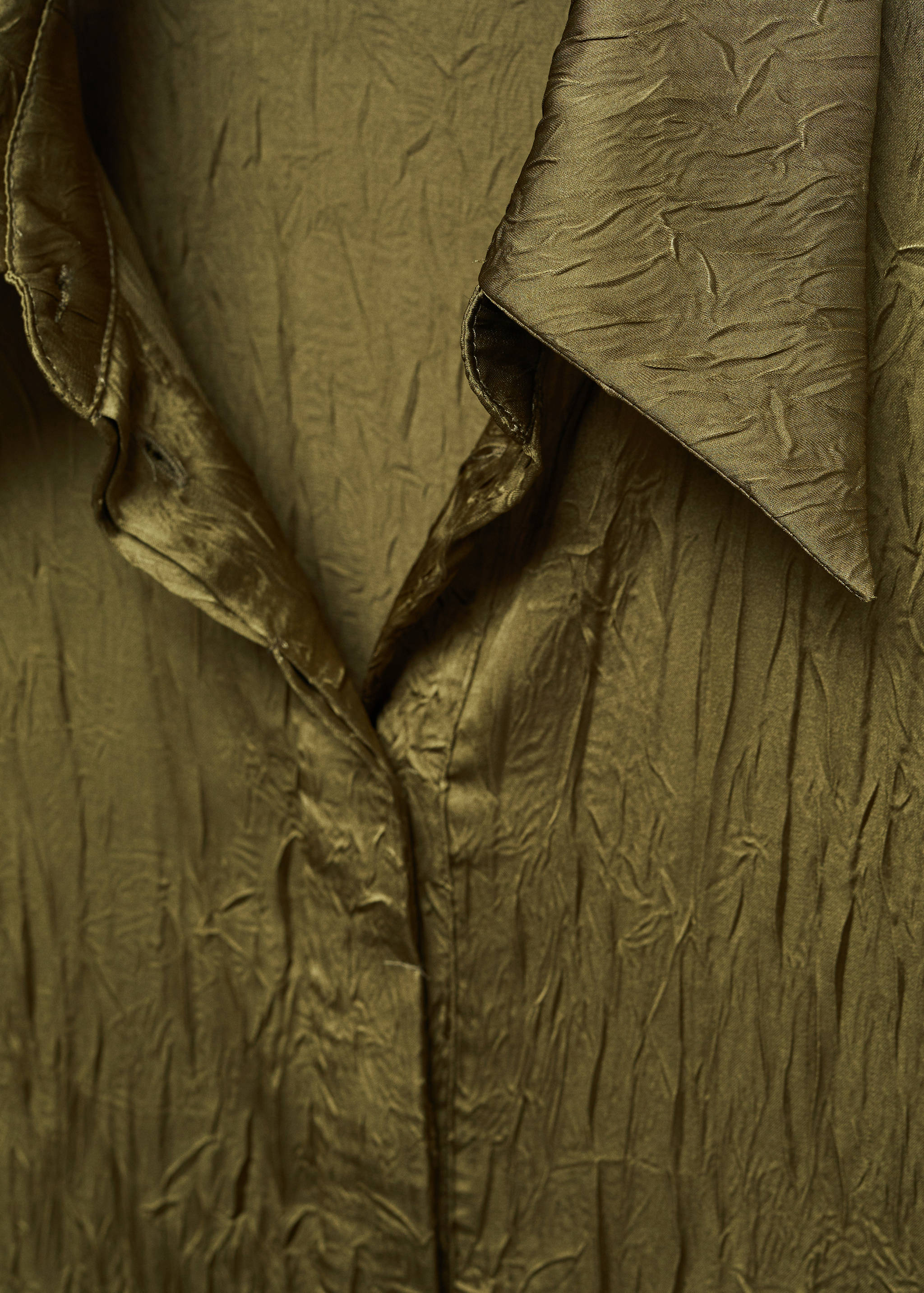 Satin textured shirt - Details of the article 8