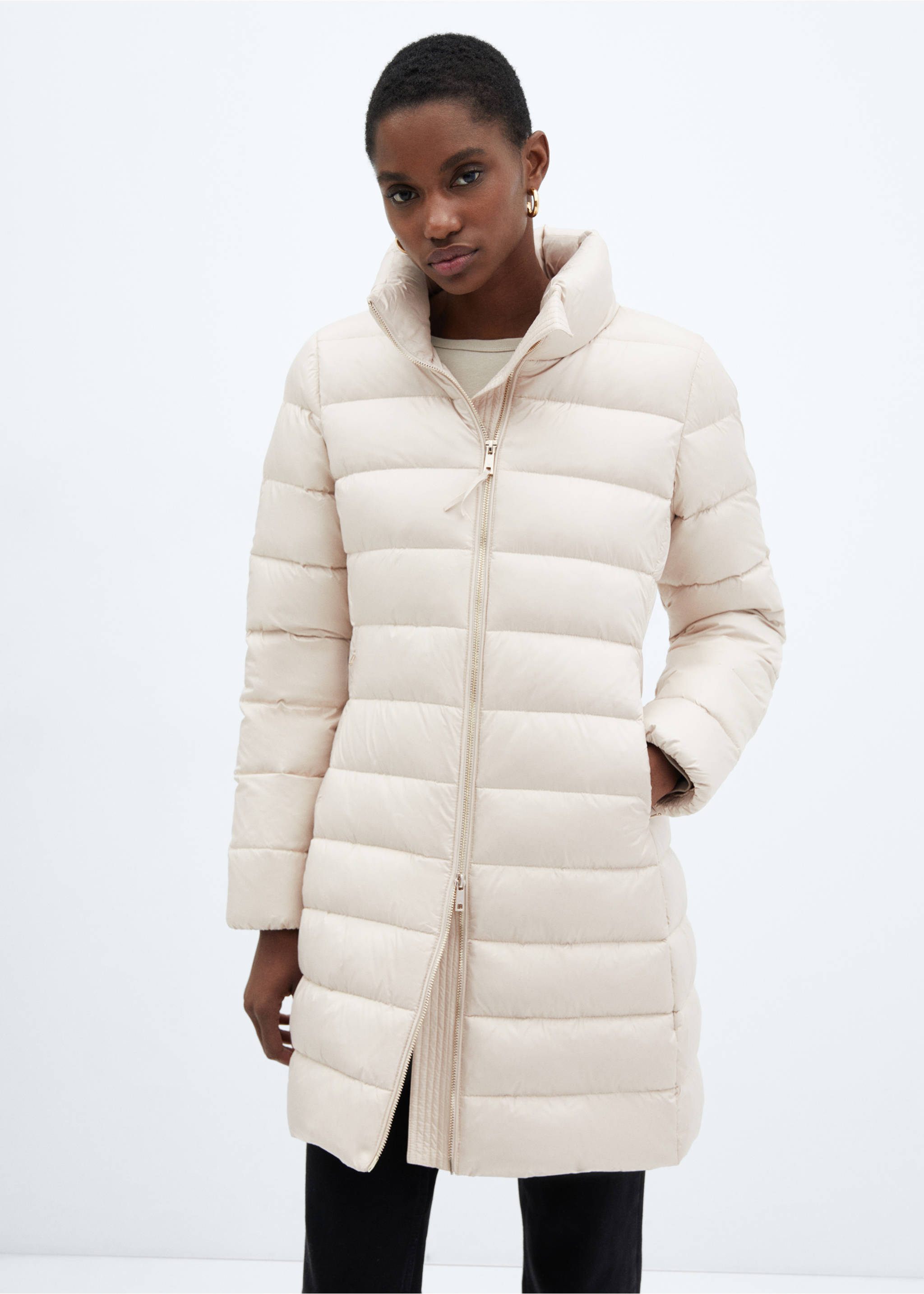 Water-repellent feather coat - Medium plane, Beige. Ref: 67040465-00.