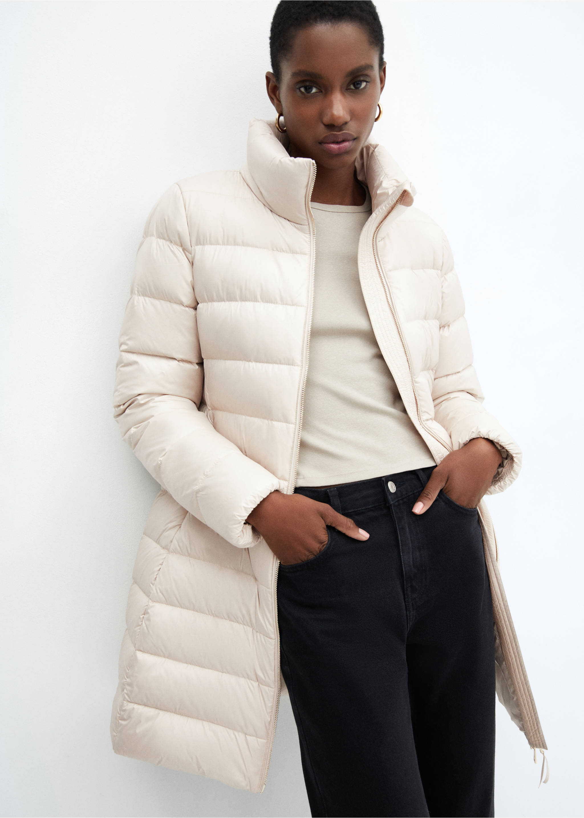 Water-repellent feather coat - Details of the article 2, Beige. Ref: 67040465-00.